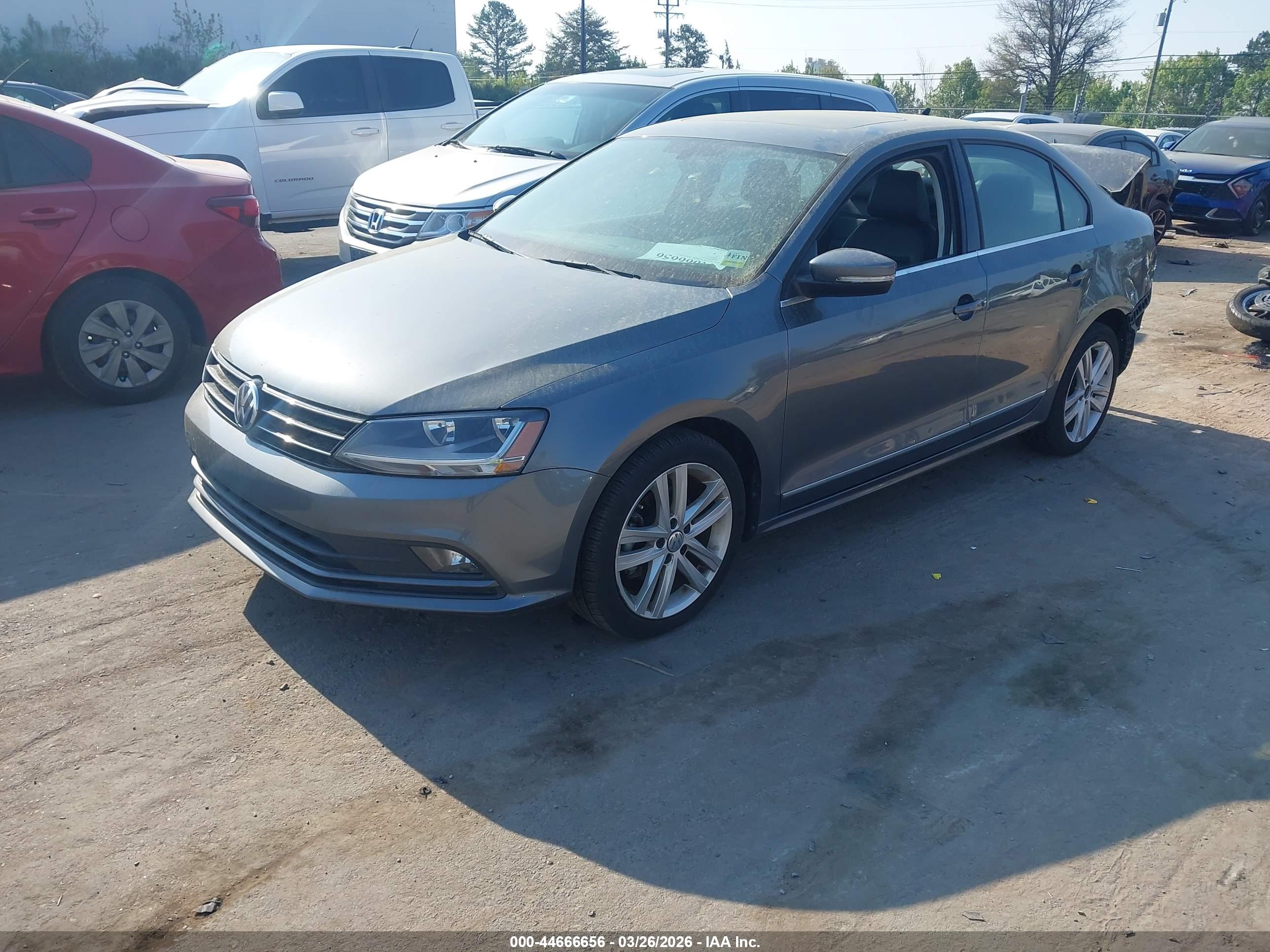 VOLKSWAGEN JETTA image 2