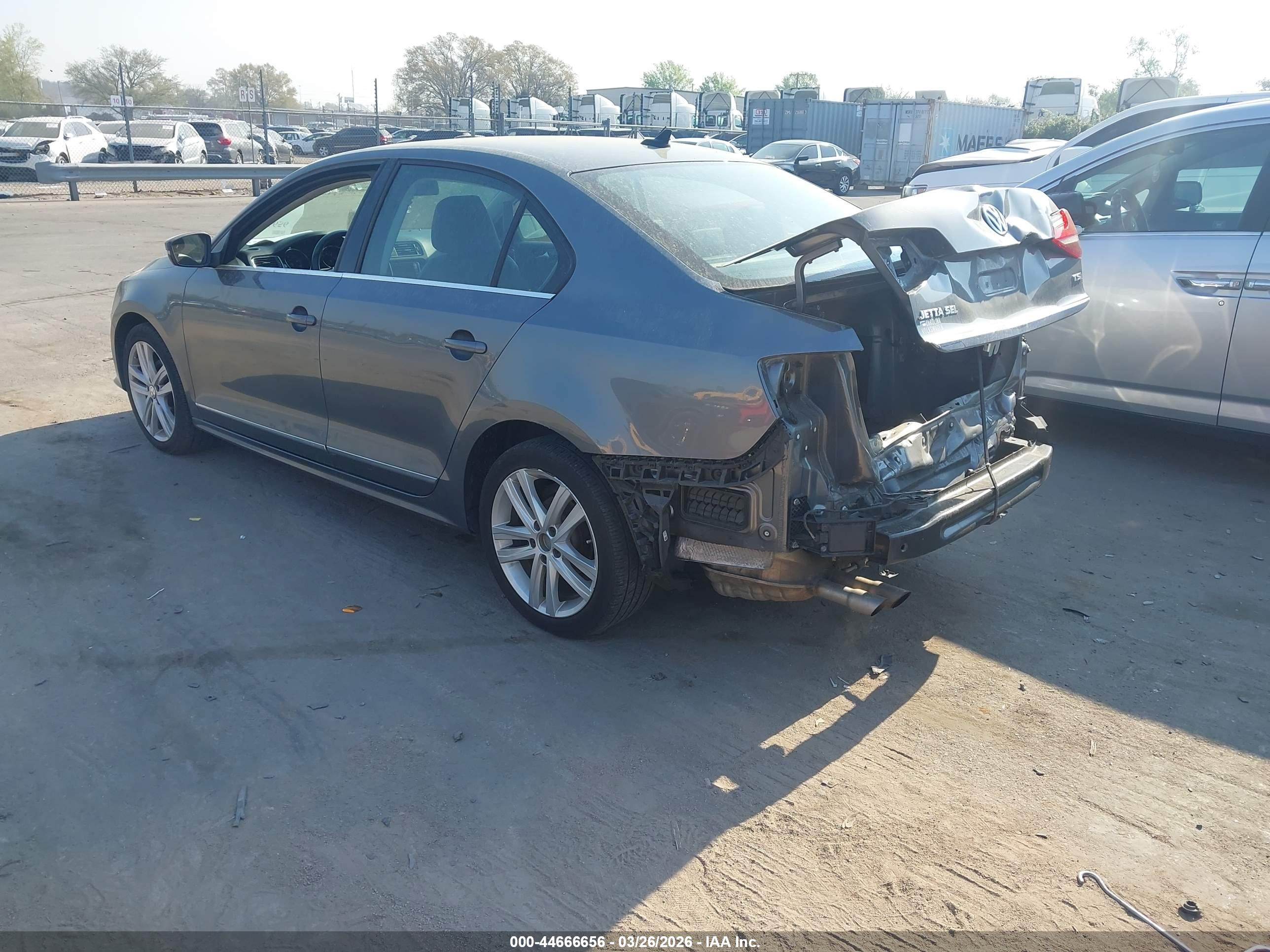 VOLKSWAGEN JETTA image 3