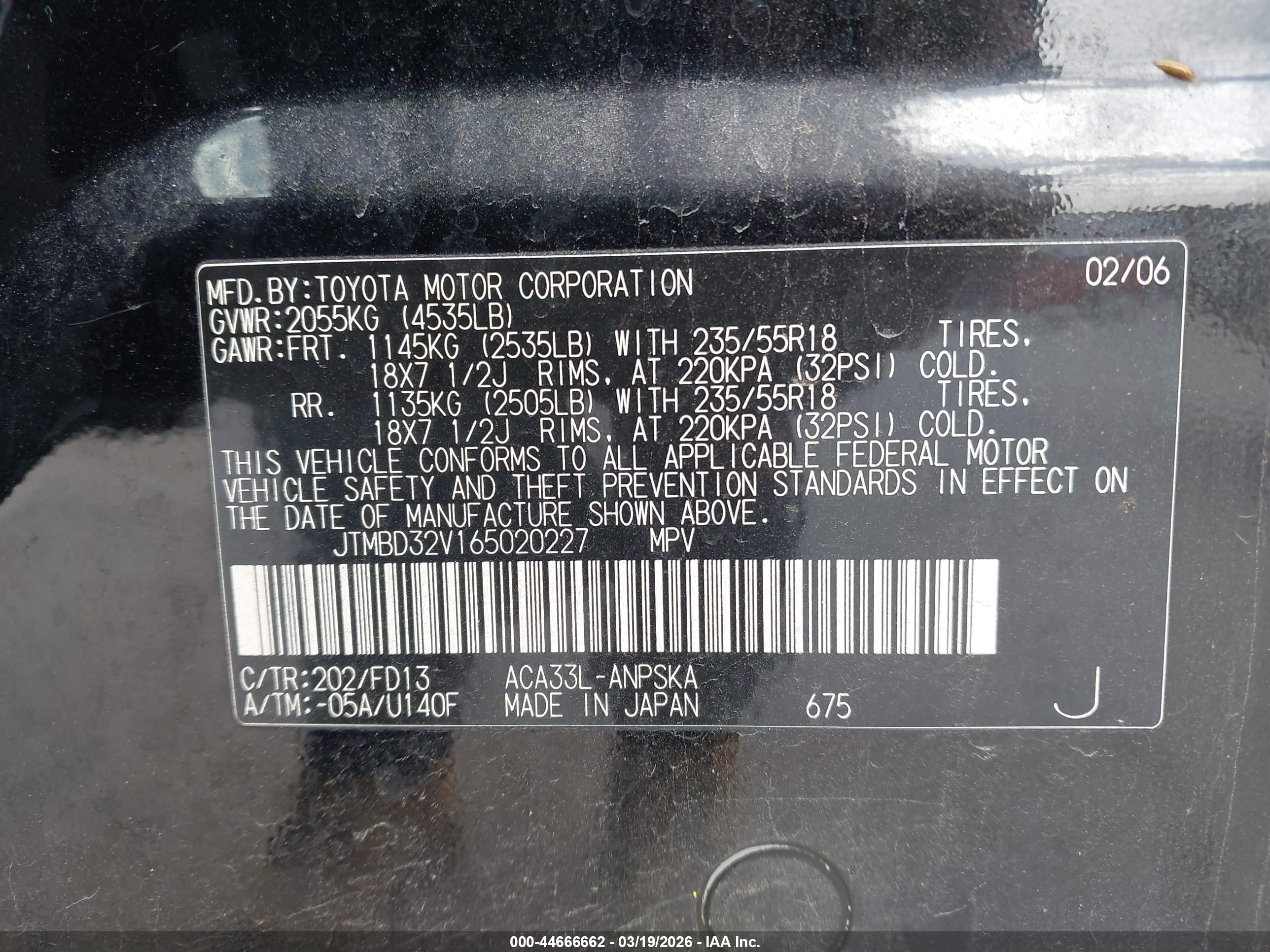 TOYOTA RAV4 image 9