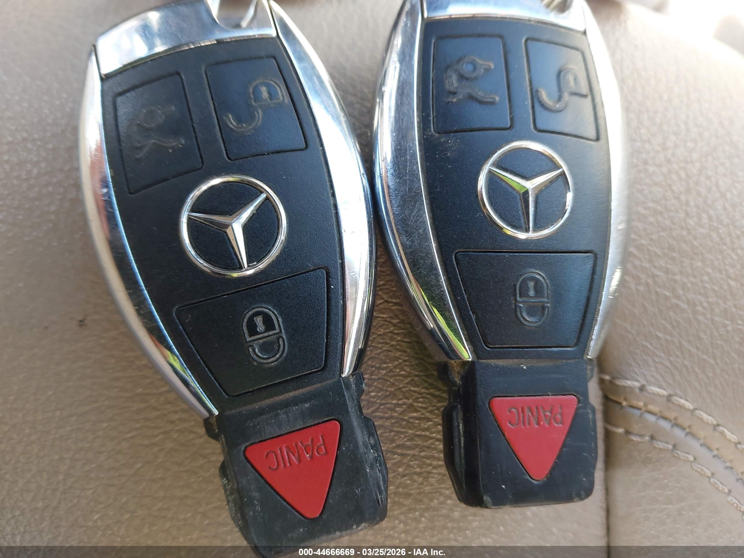 MERCEDES-BENZ E image 11
