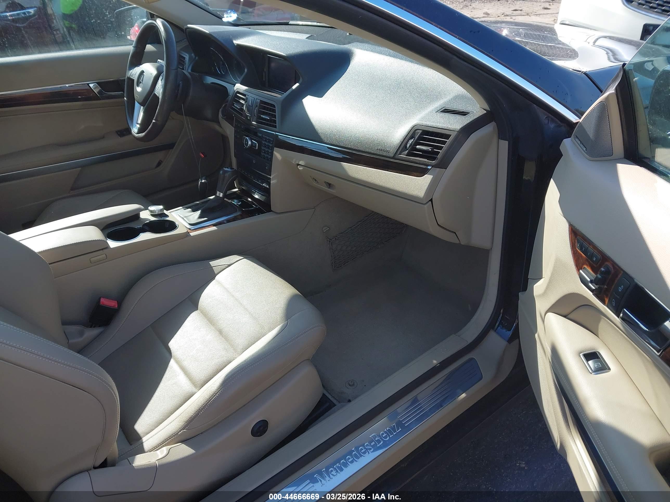 MERCEDES-BENZ E image 5