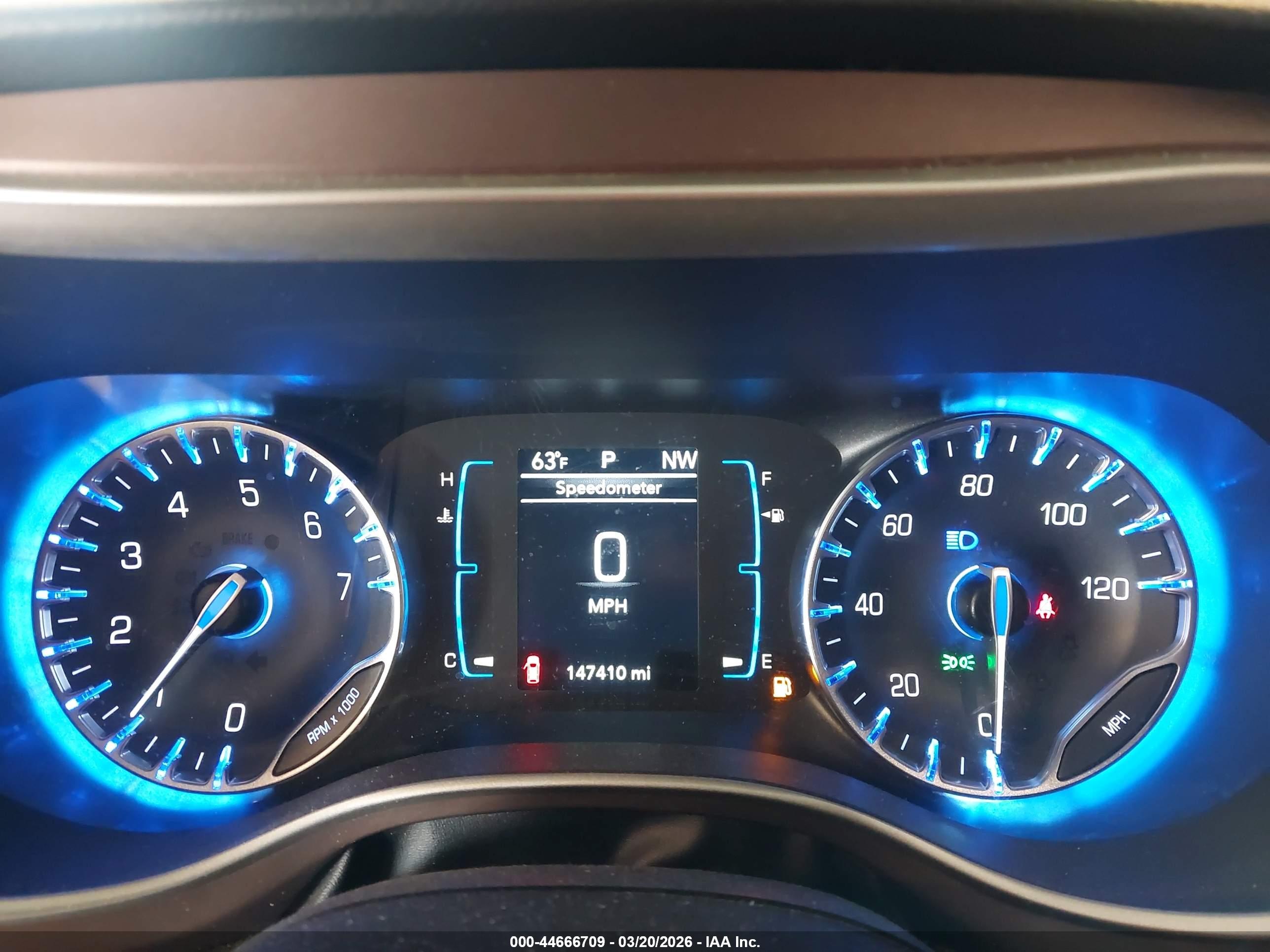 CHRYSLER PACIFICA image 7