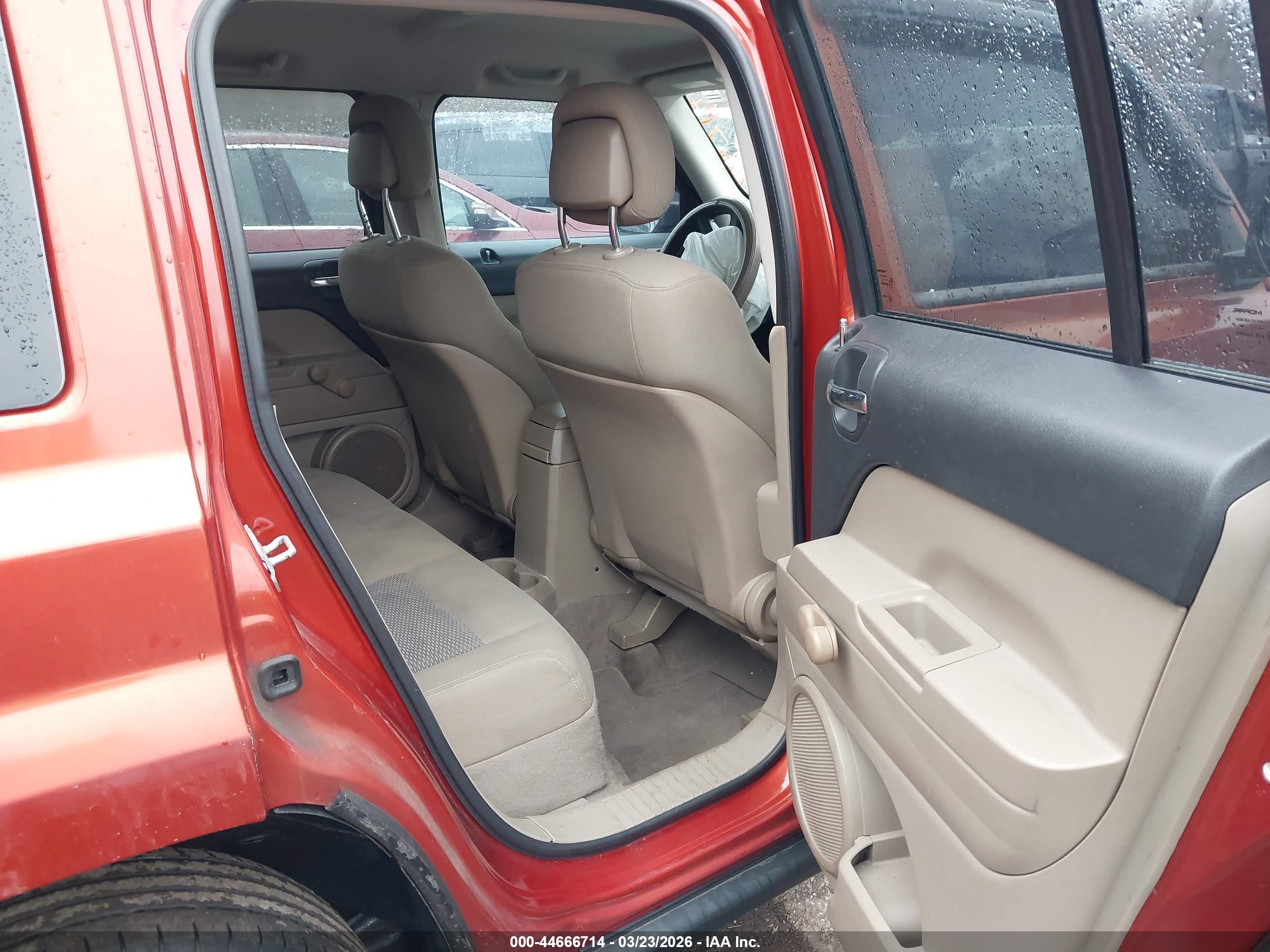 JEEP PATRIOT image 8