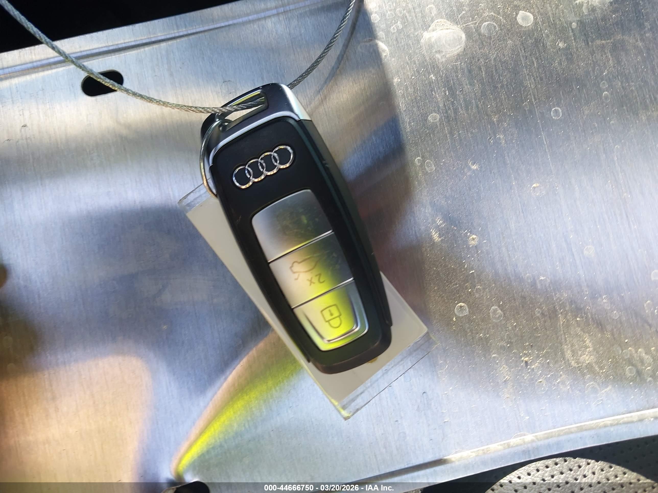 AUDI A6 image 11