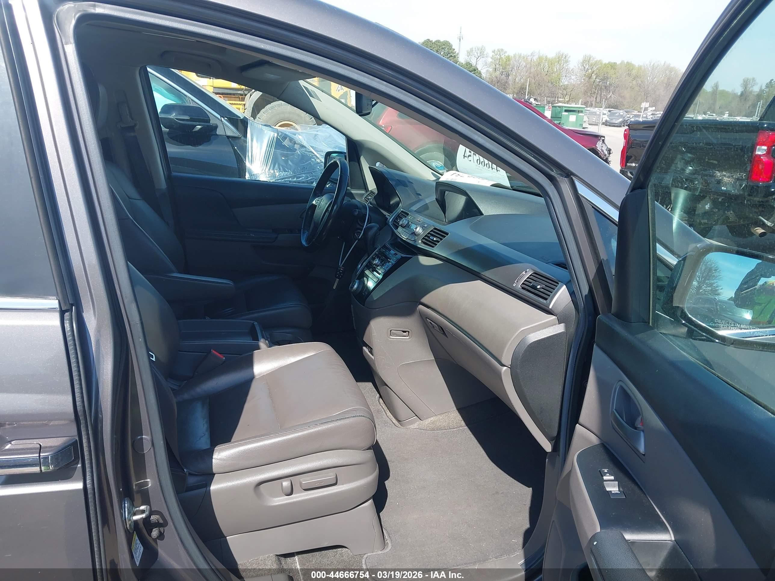 HONDA ODYSSEY image 5