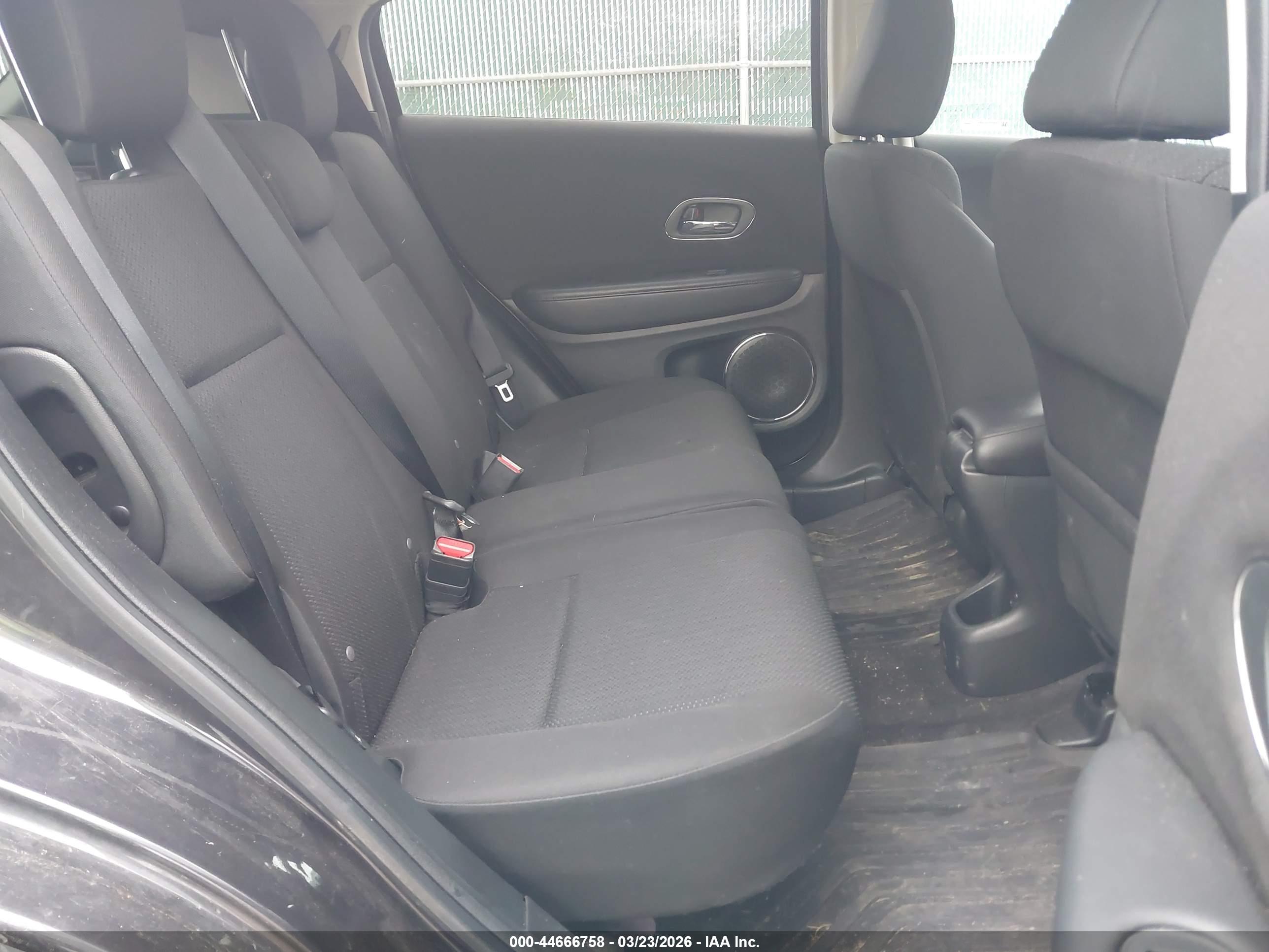 HONDA HR-V image 8