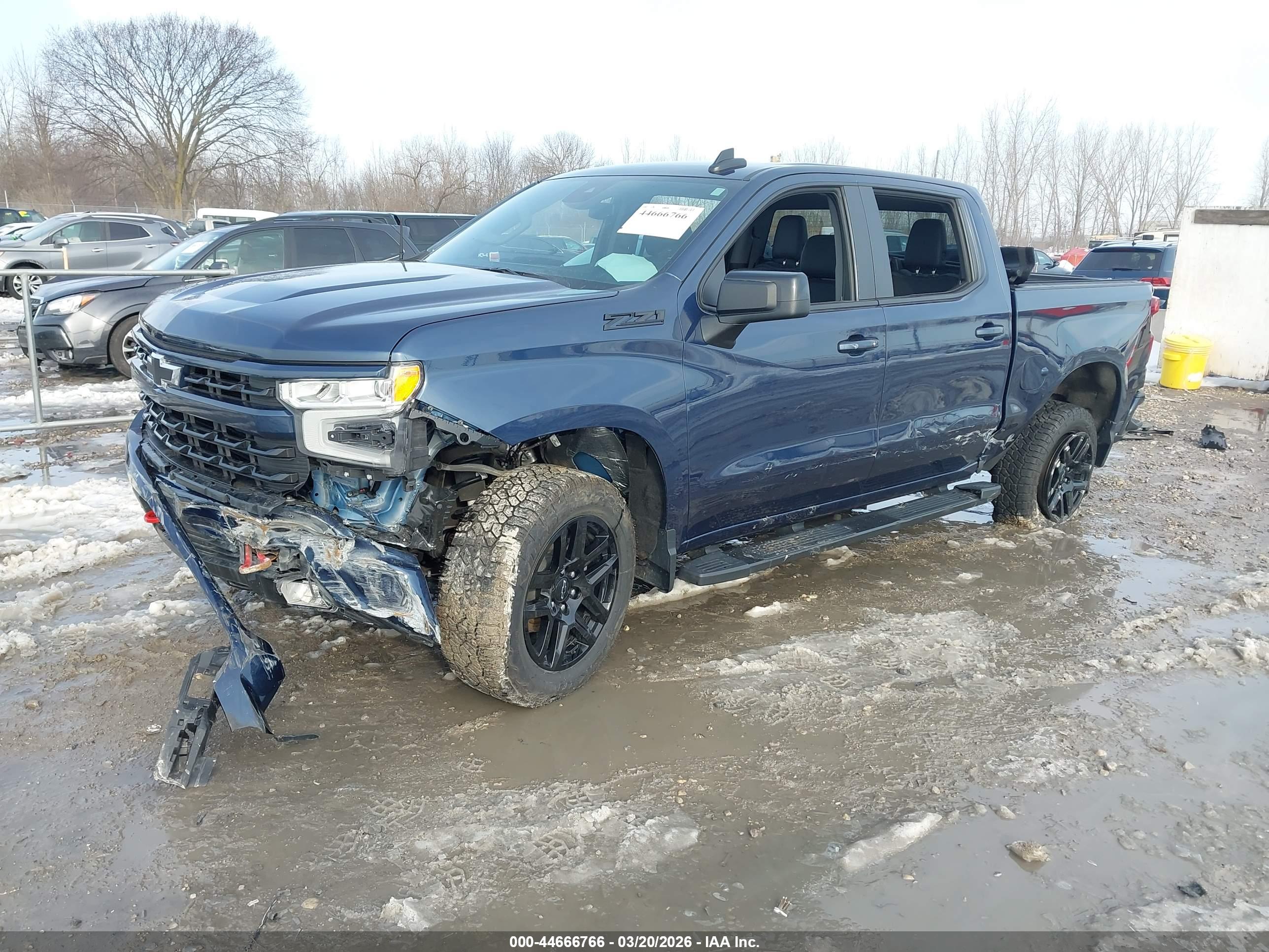 CHEVROLET SILVERADO image 2