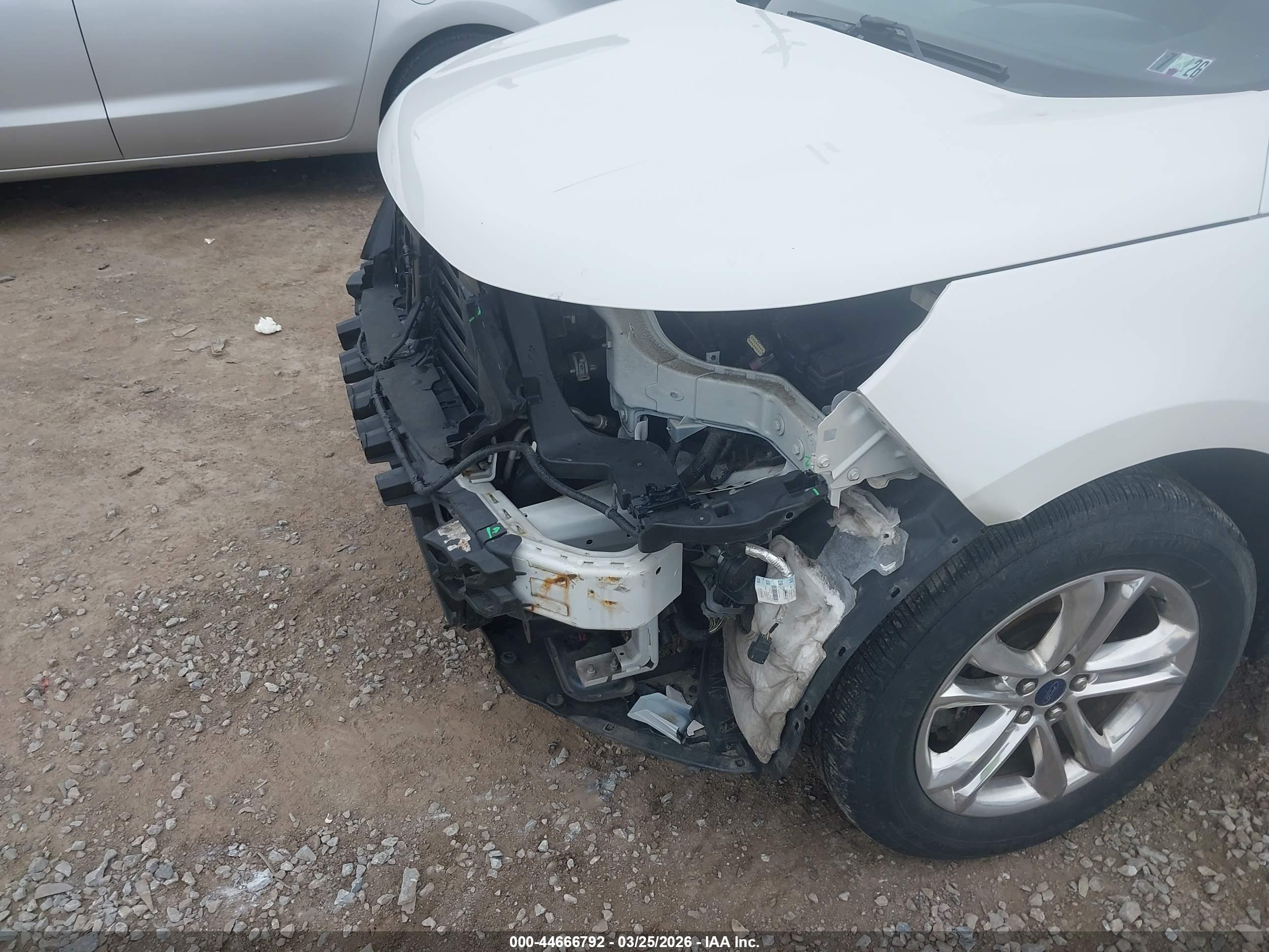 FORD EDGE image 6