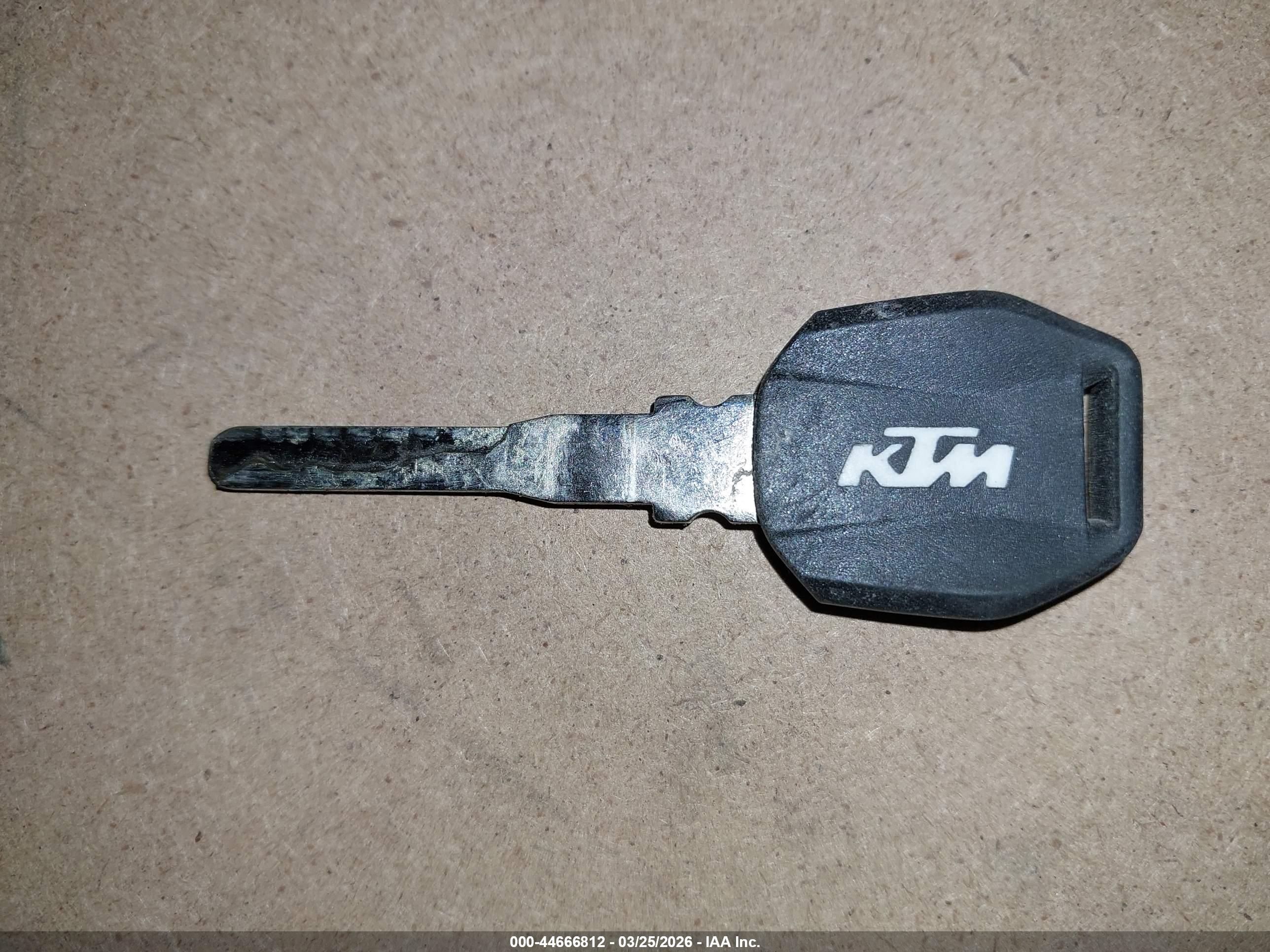KTM 790 image 11