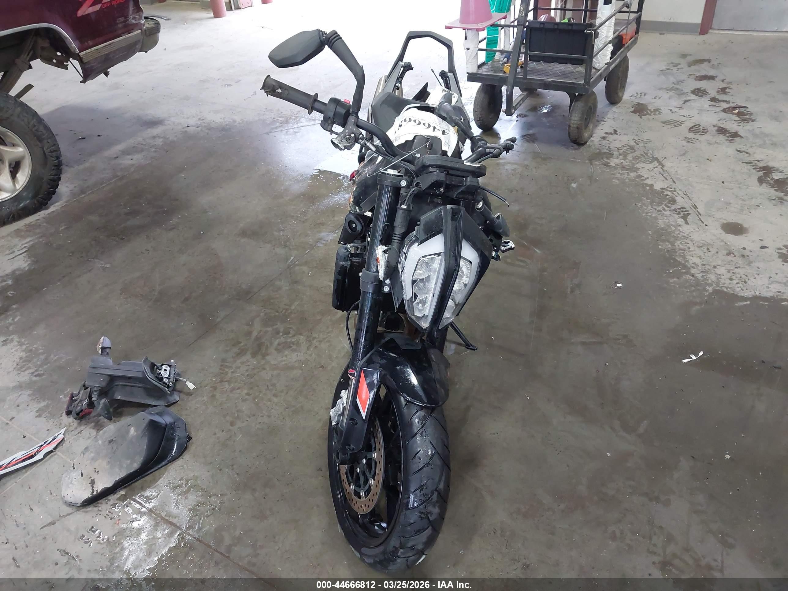 KTM 790 image 5