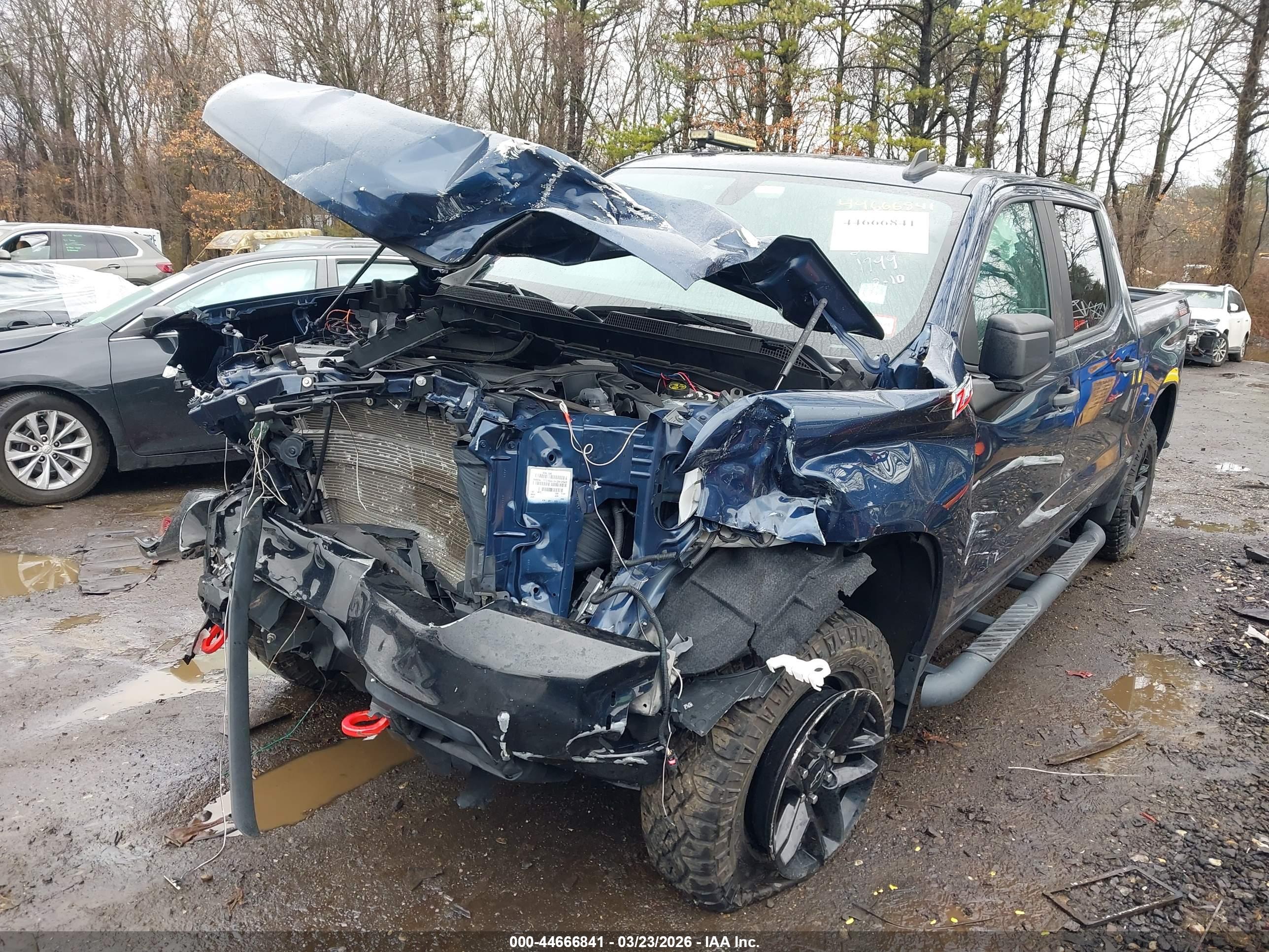 CHEVROLET SILVERADO image 2