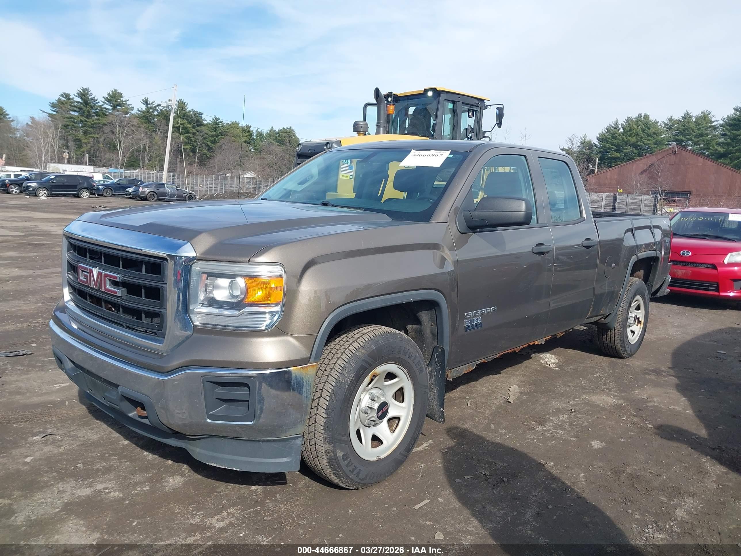 GMC SIERRA image 2
