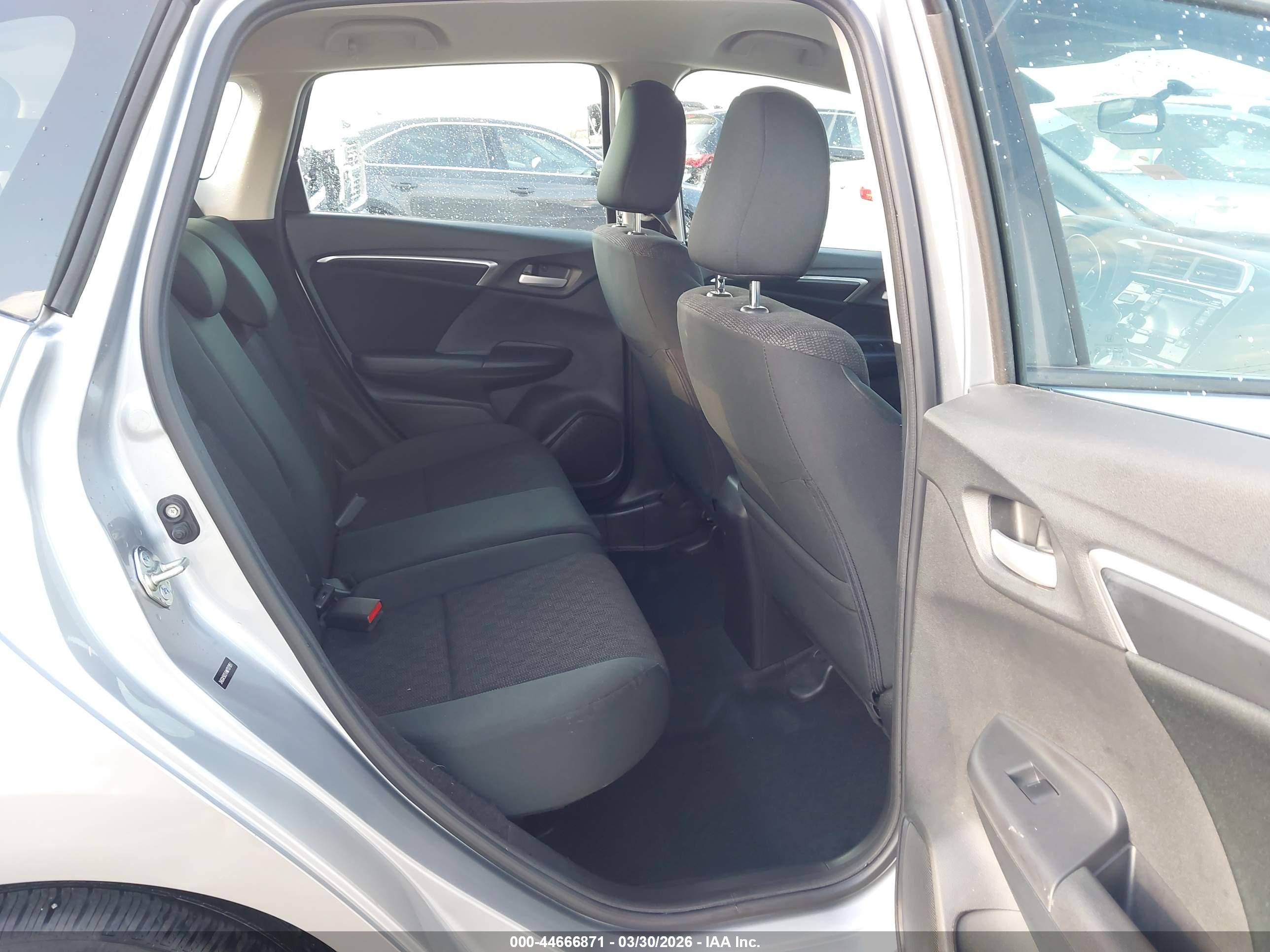 HONDA FIT image 8