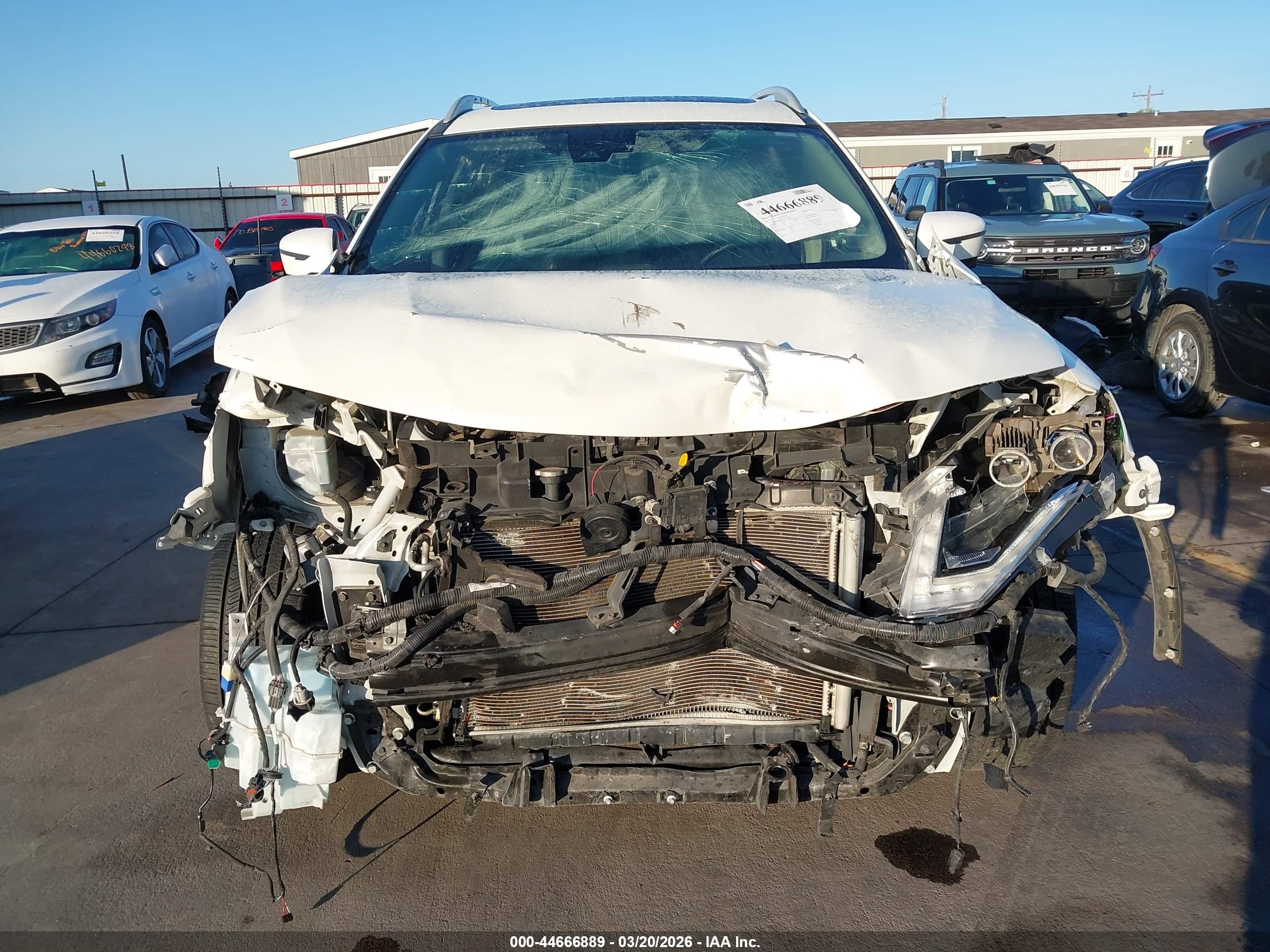 NISSAN ROGUE image 6