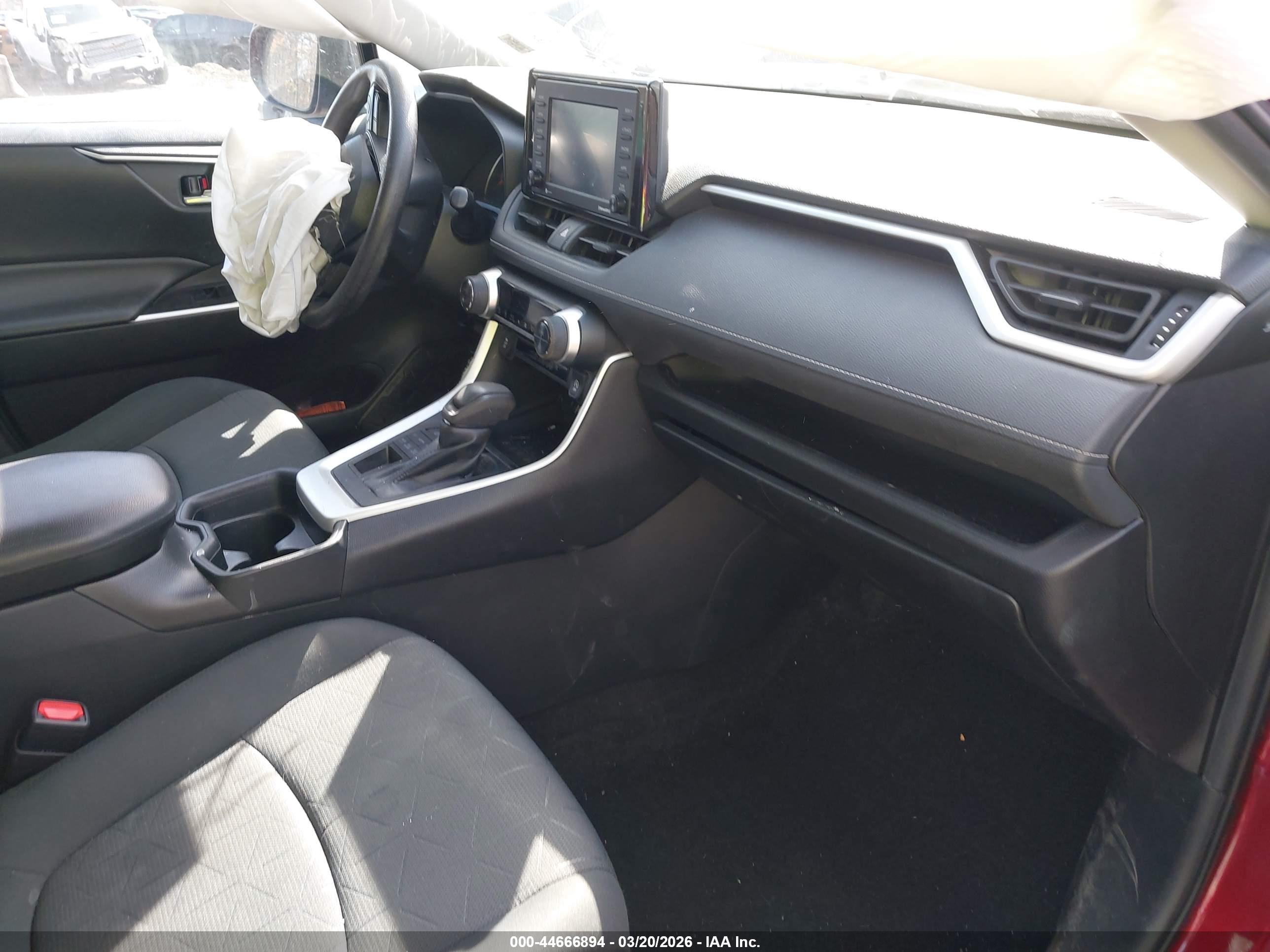 TOYOTA RAV4 image 5