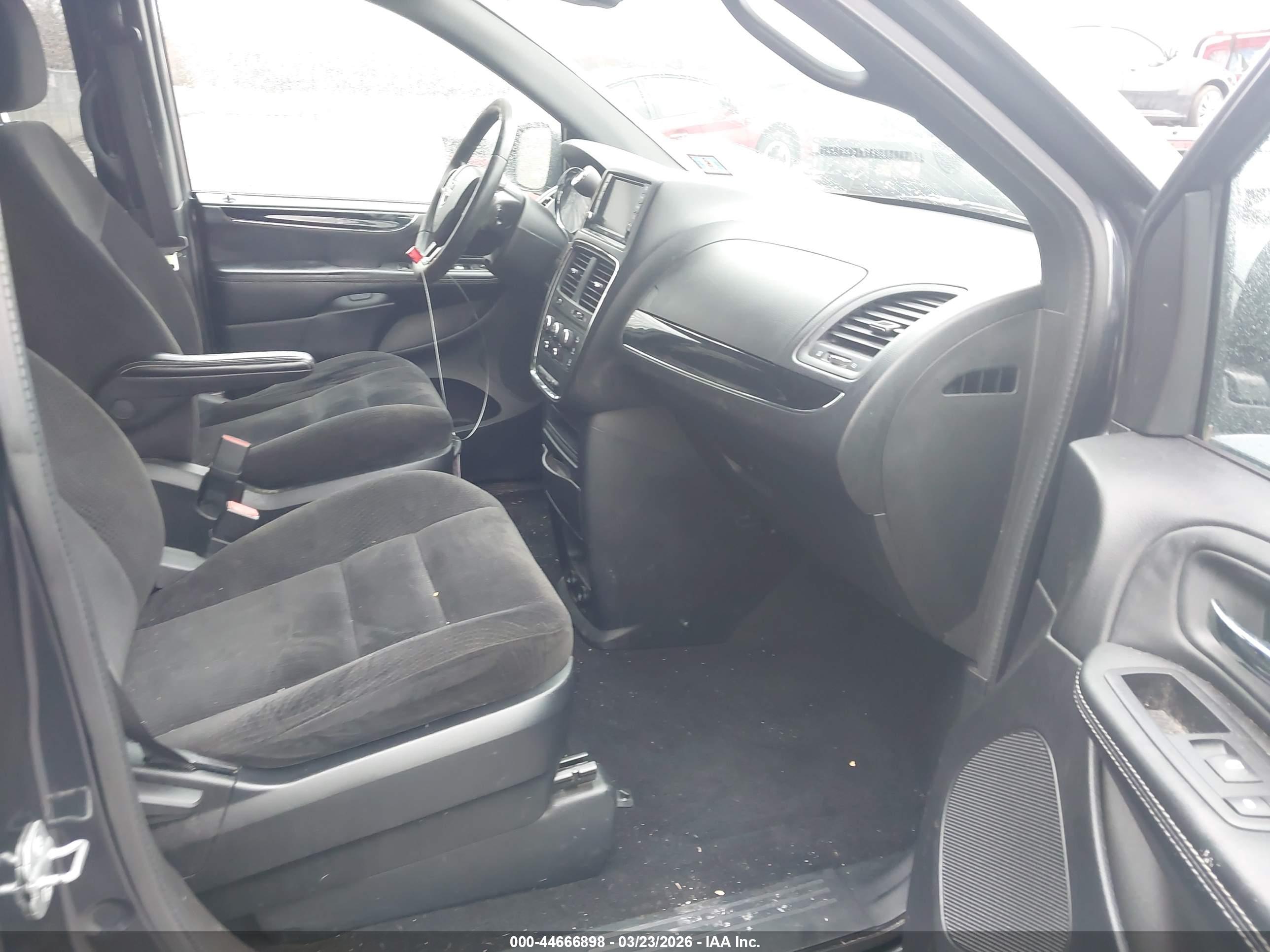 DODGE GRAND image 5