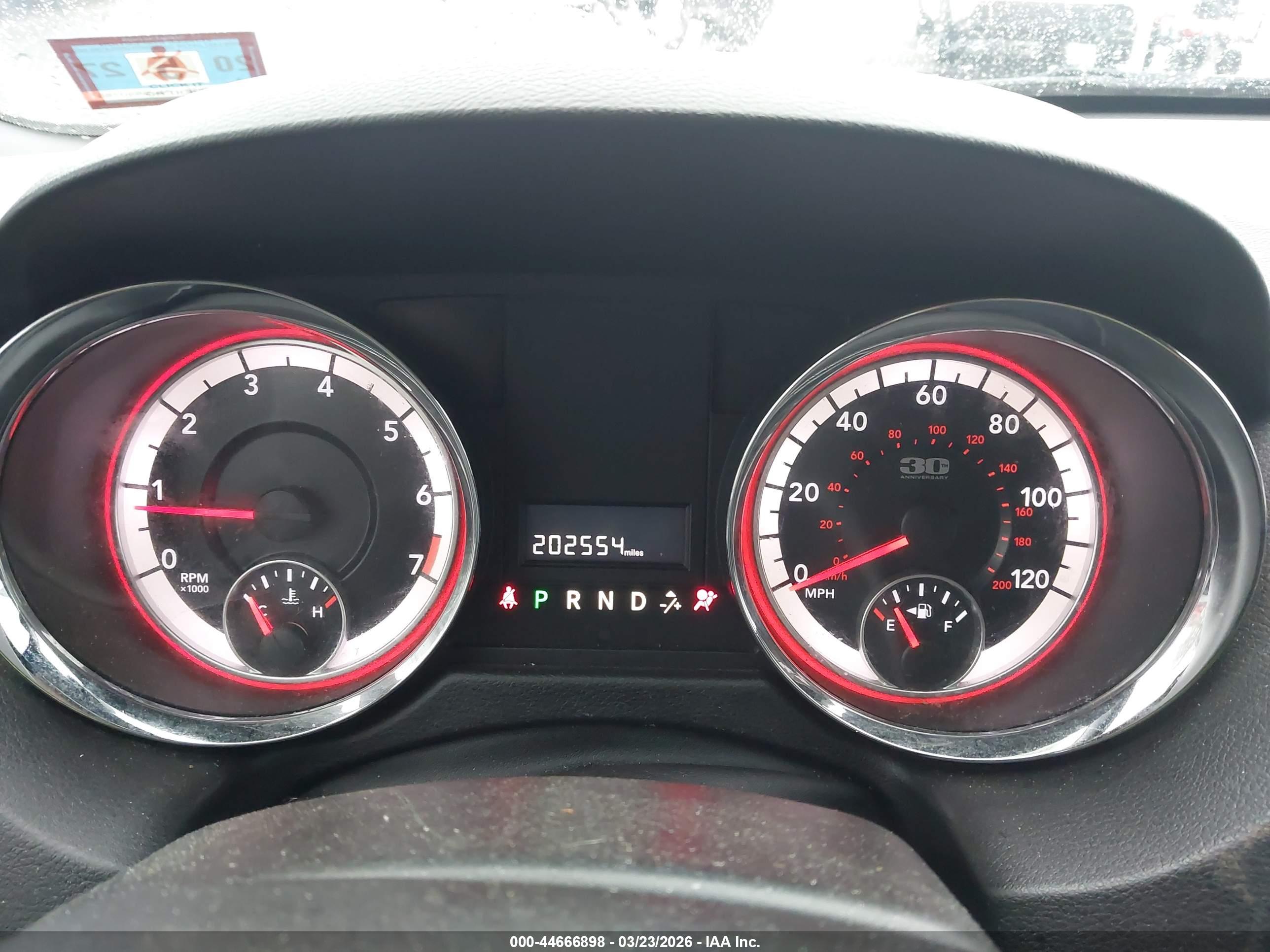 DODGE GRAND image 7