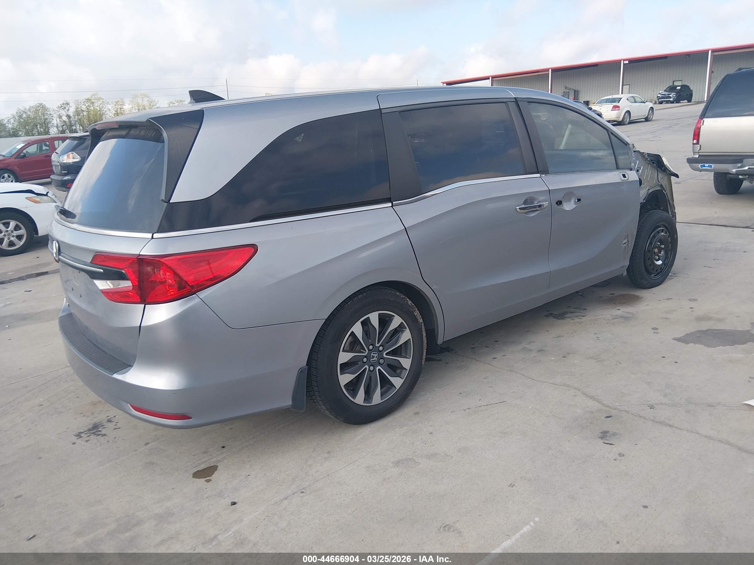 HONDA ODYSSEY image 4