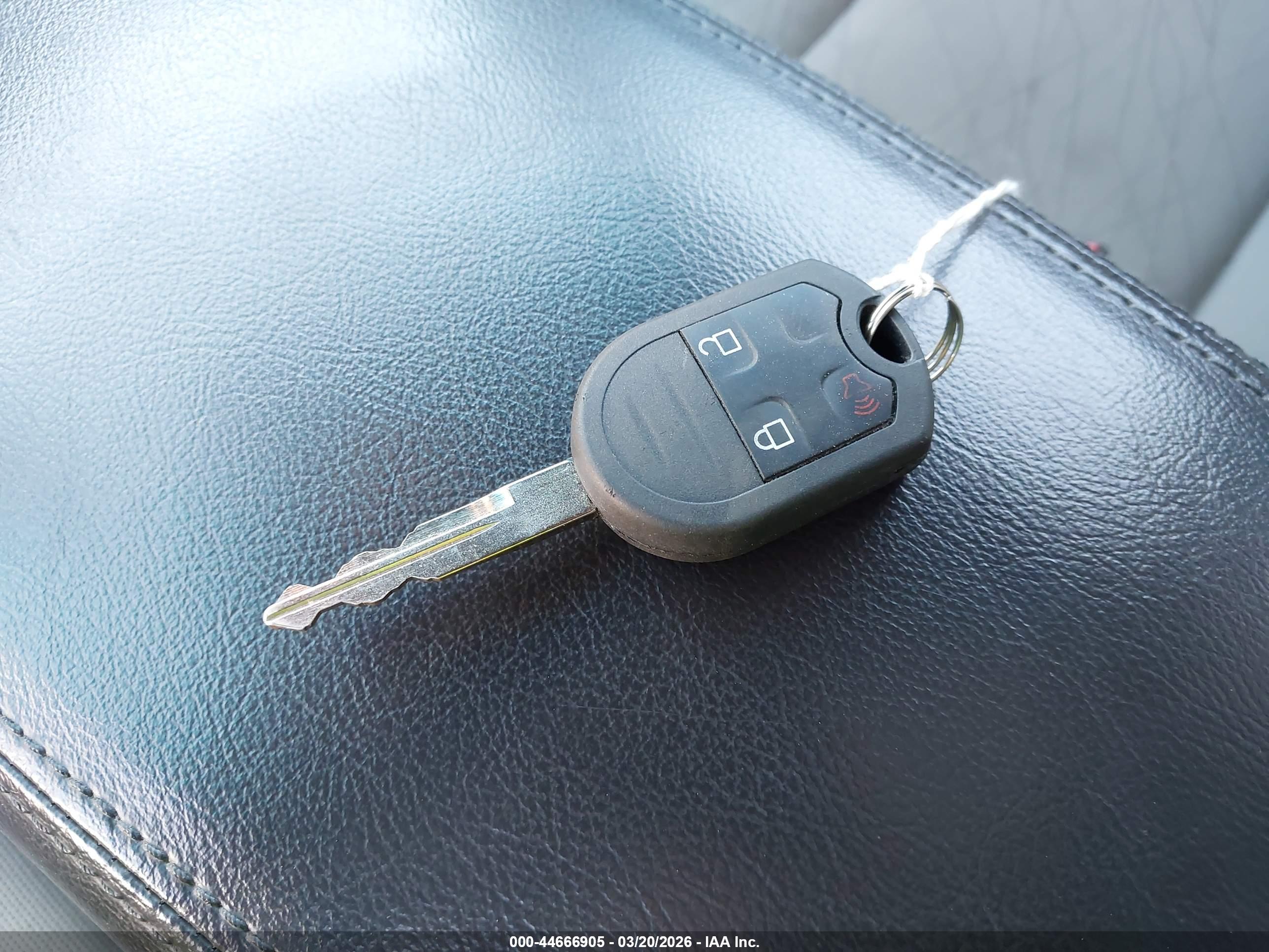 FORD EXPLORER image 11