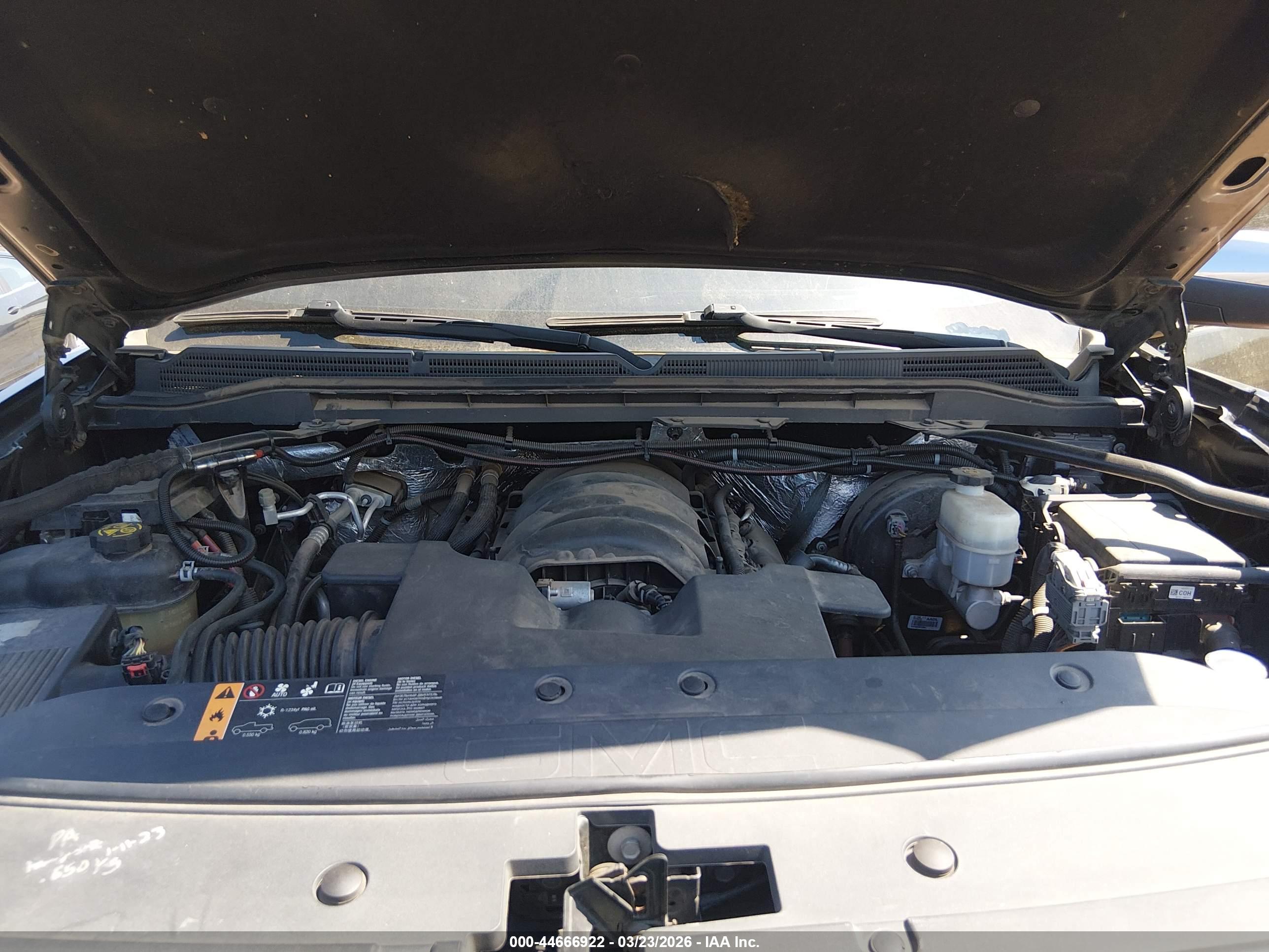 GMC SIERRA image 10