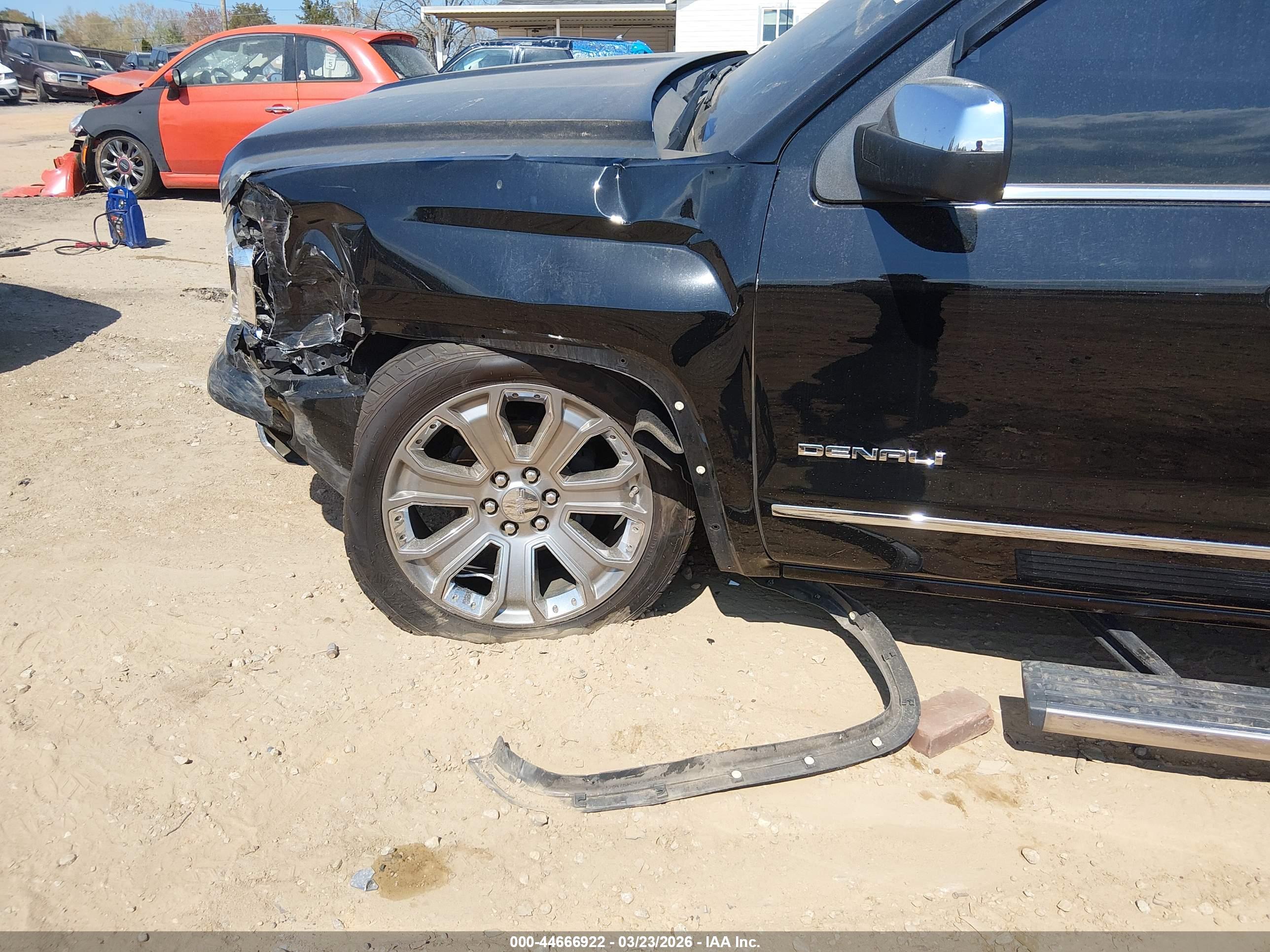 GMC SIERRA image 6