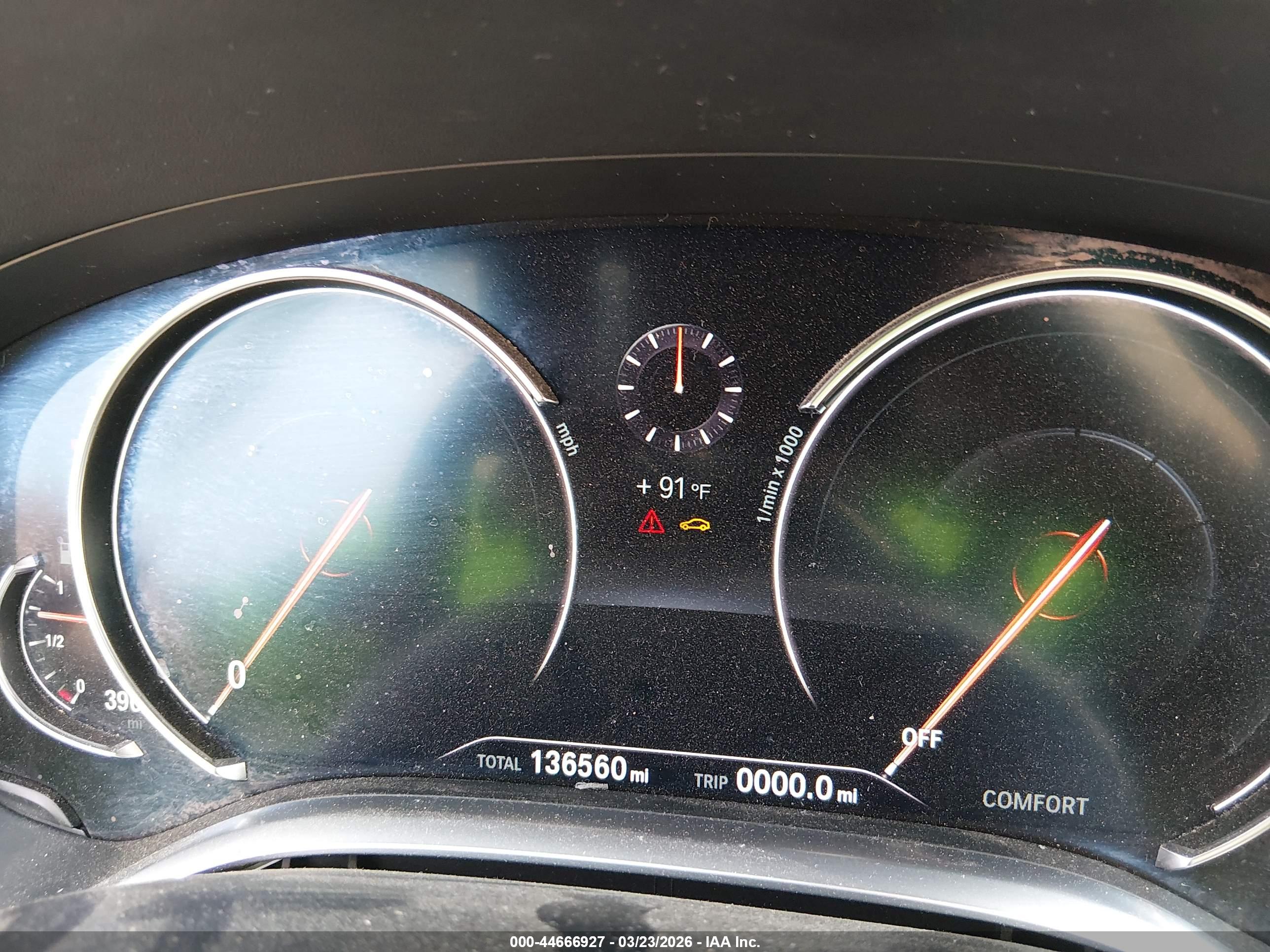 BMW 740I image 7