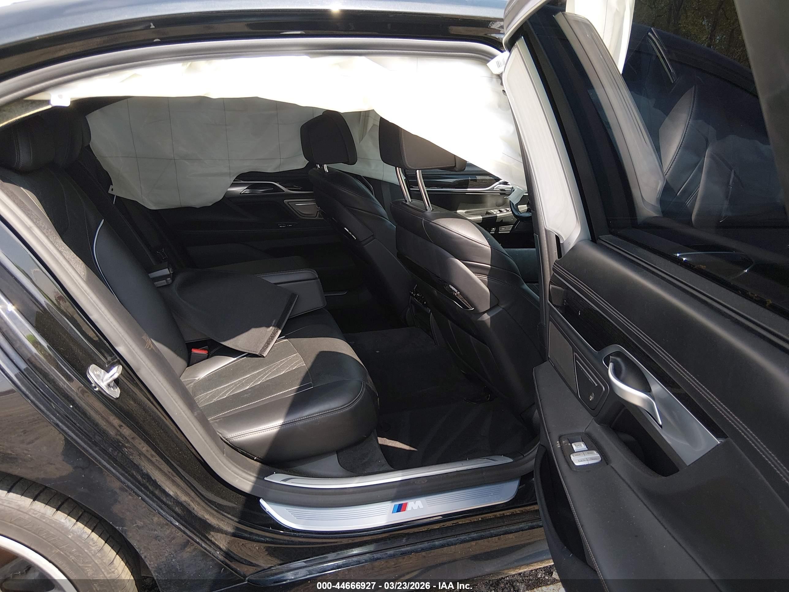 BMW 740I image 8