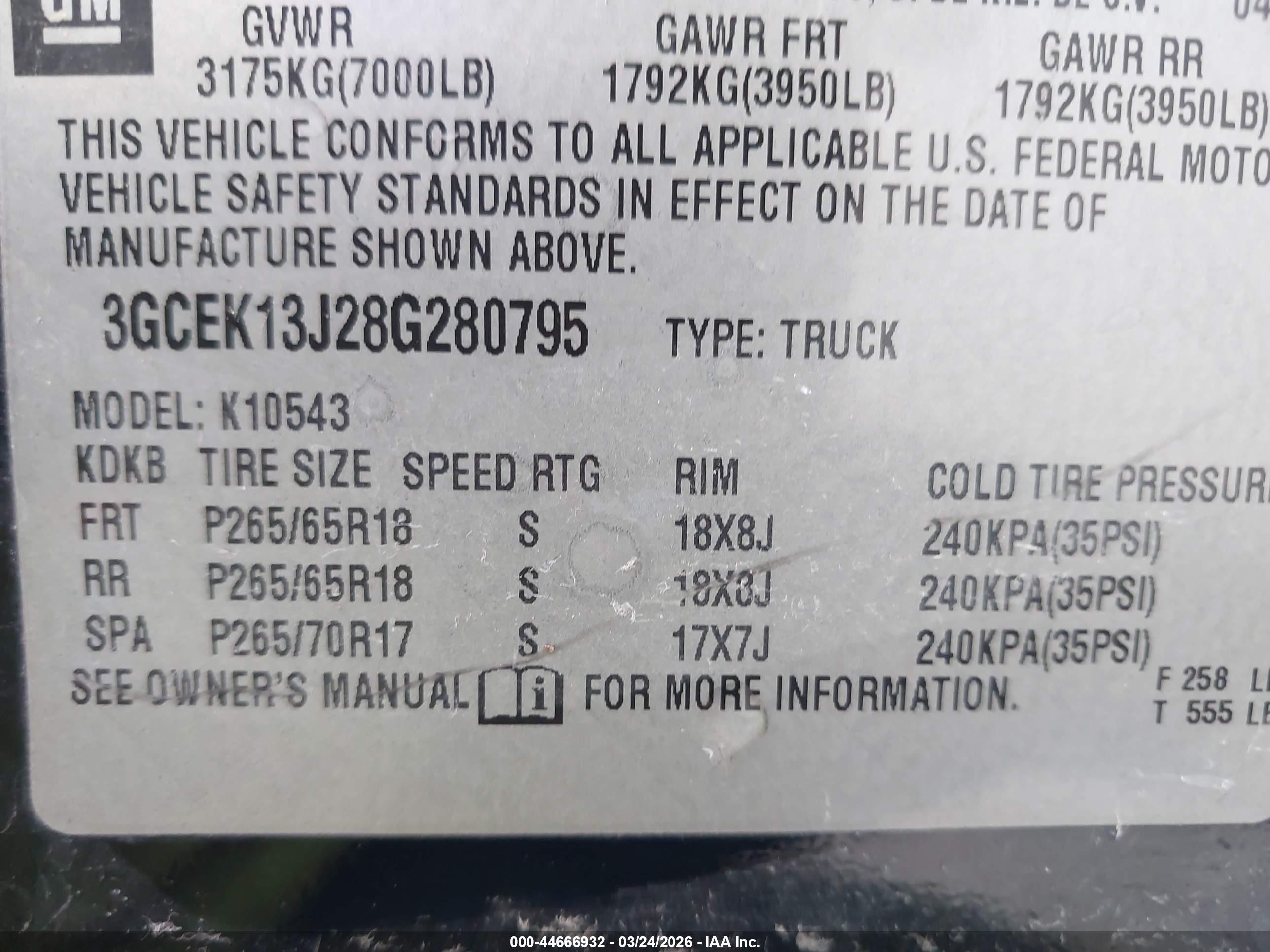 CHEVROLET SILVERADO image 9