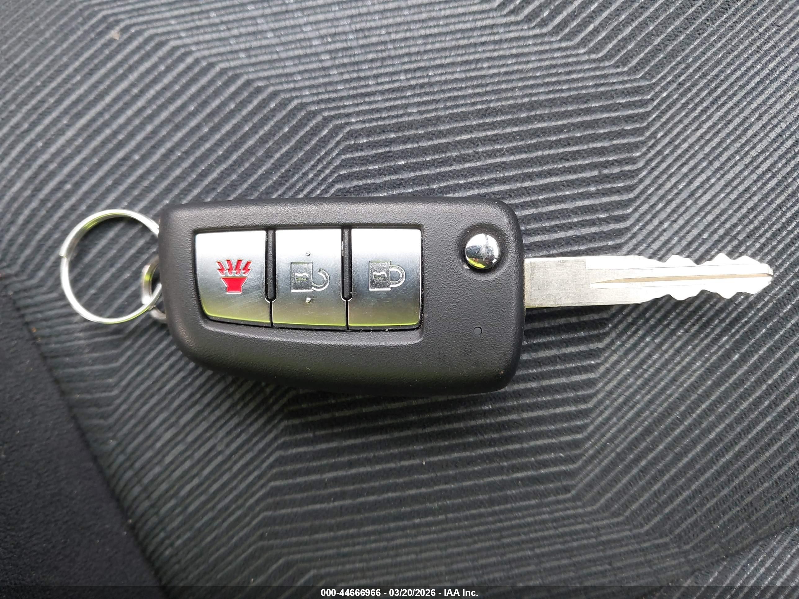 NISSAN ROGUE image 11