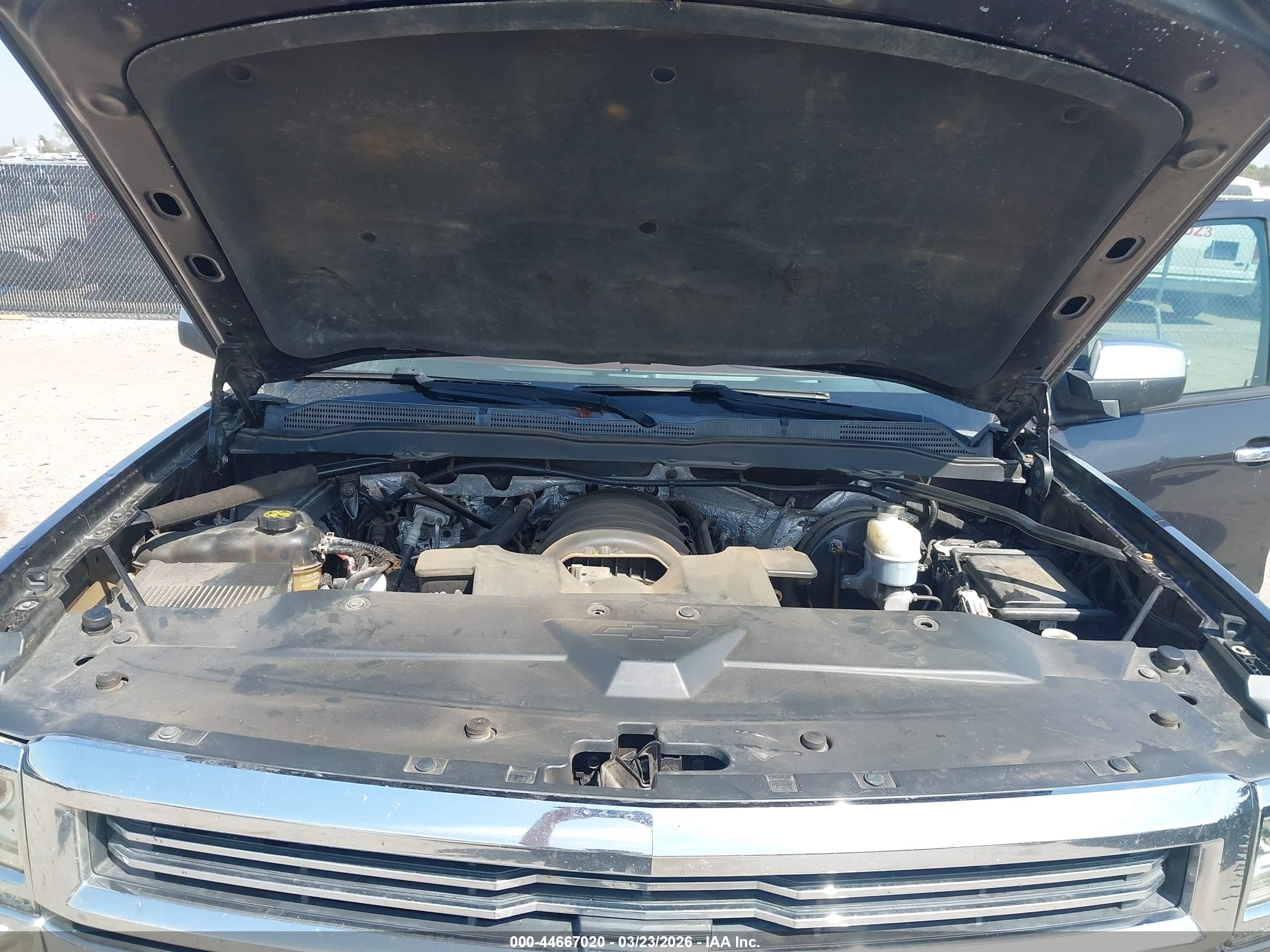 CHEVROLET SILVERADO image 10