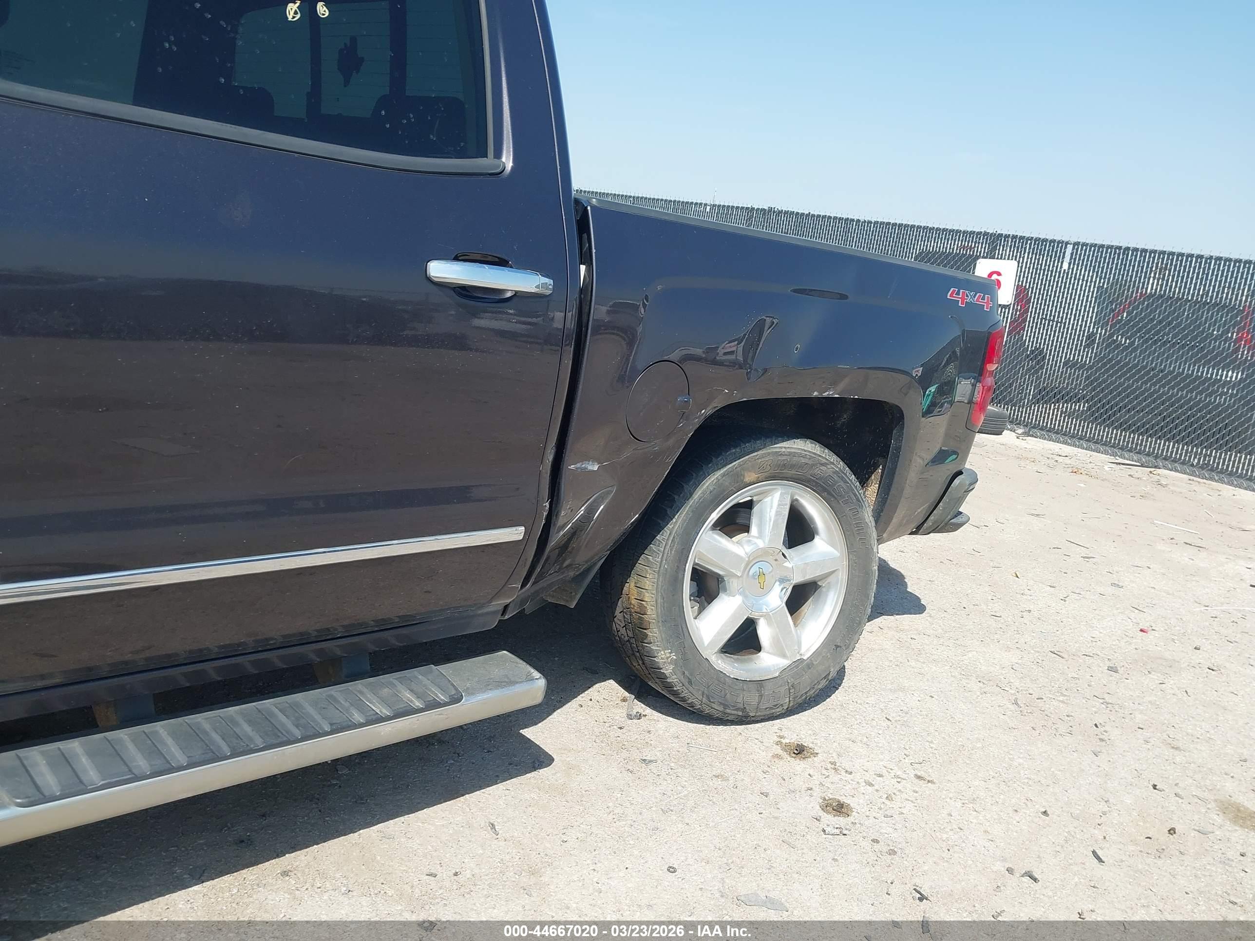 CHEVROLET SILVERADO image 6