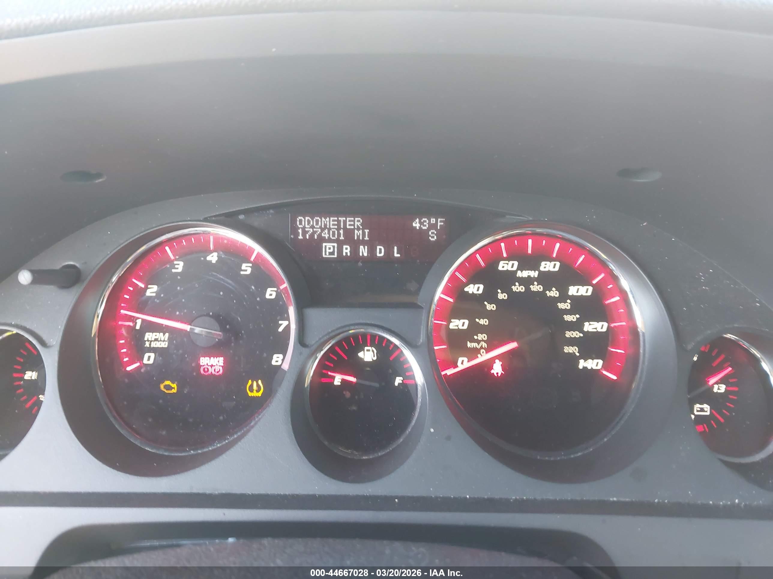 GMC ACADIA image 7