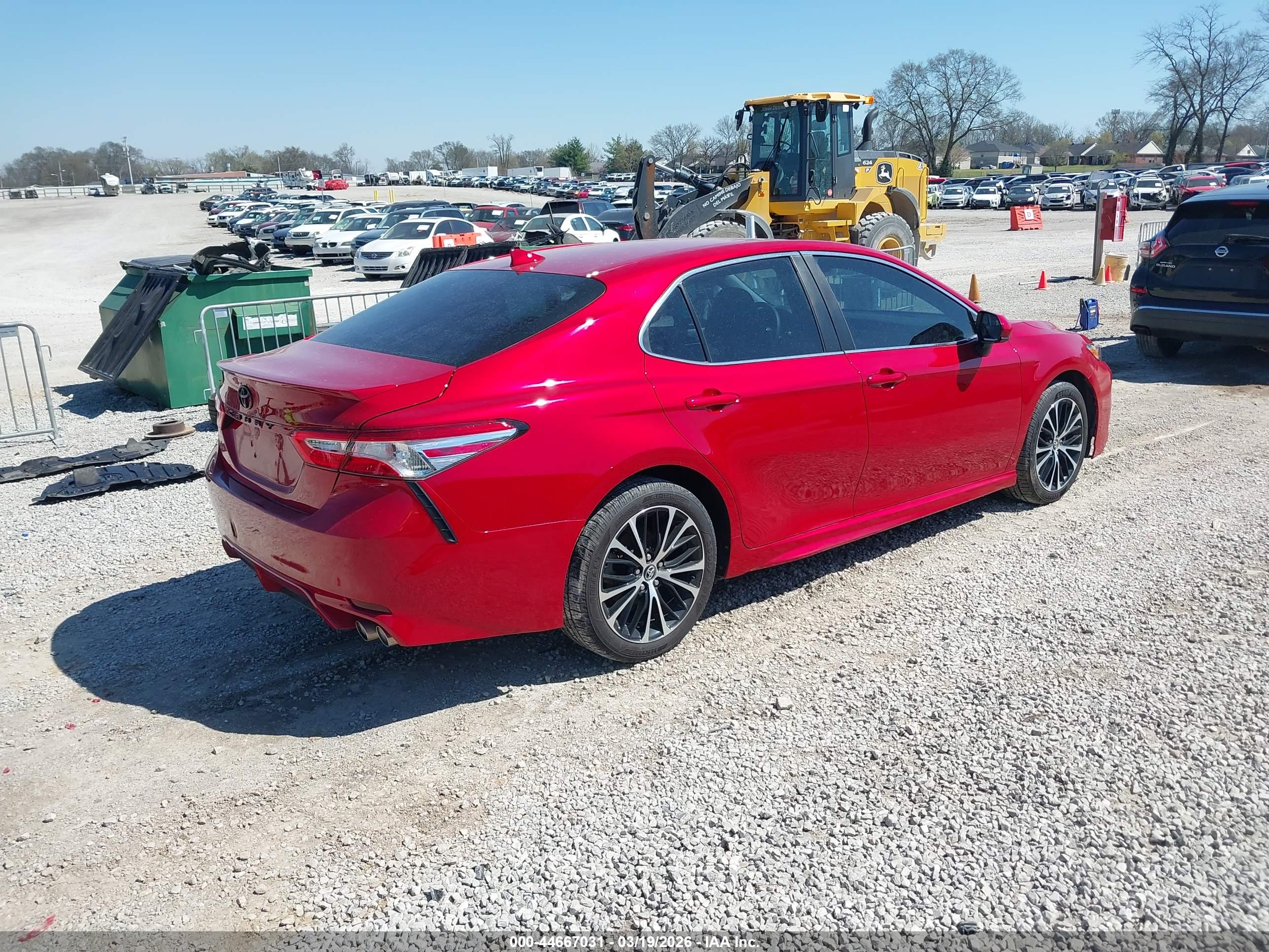 TOYOTA CAMRY image 4