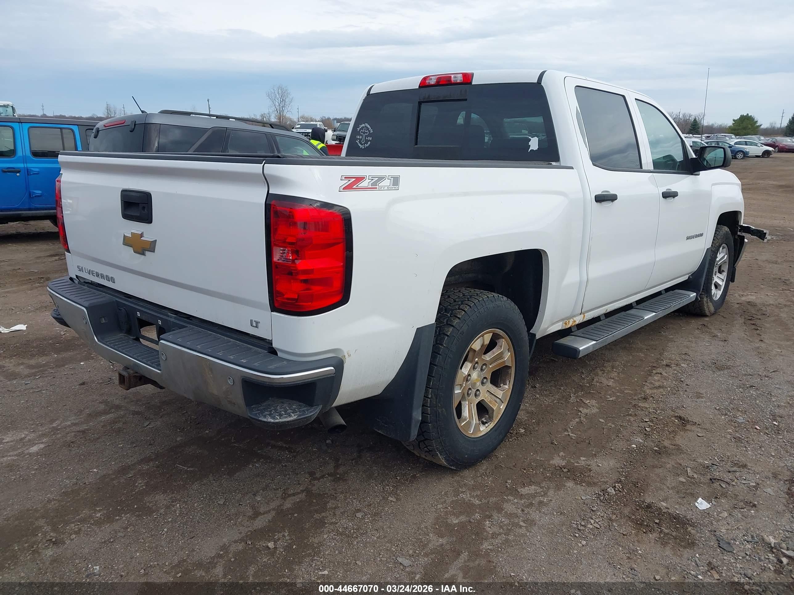 CHEVROLET SILVERADO image 4