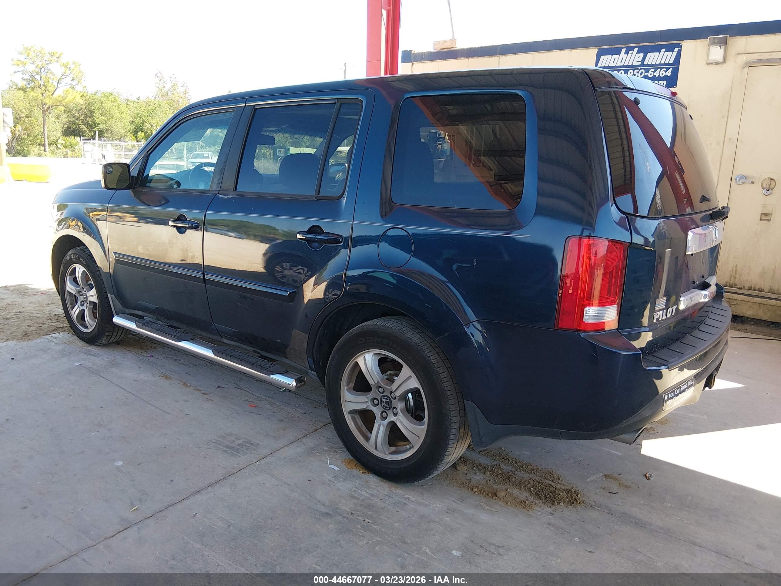 HONDA PILOT image 3