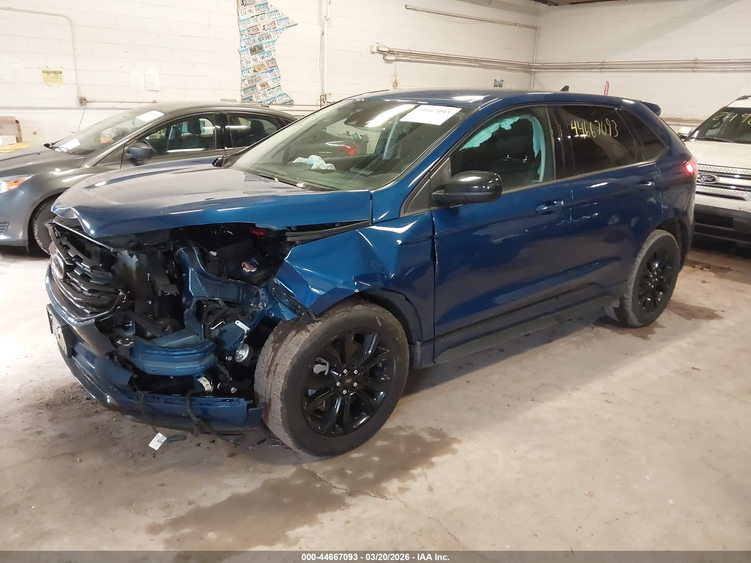 FORD EDGE image 2
