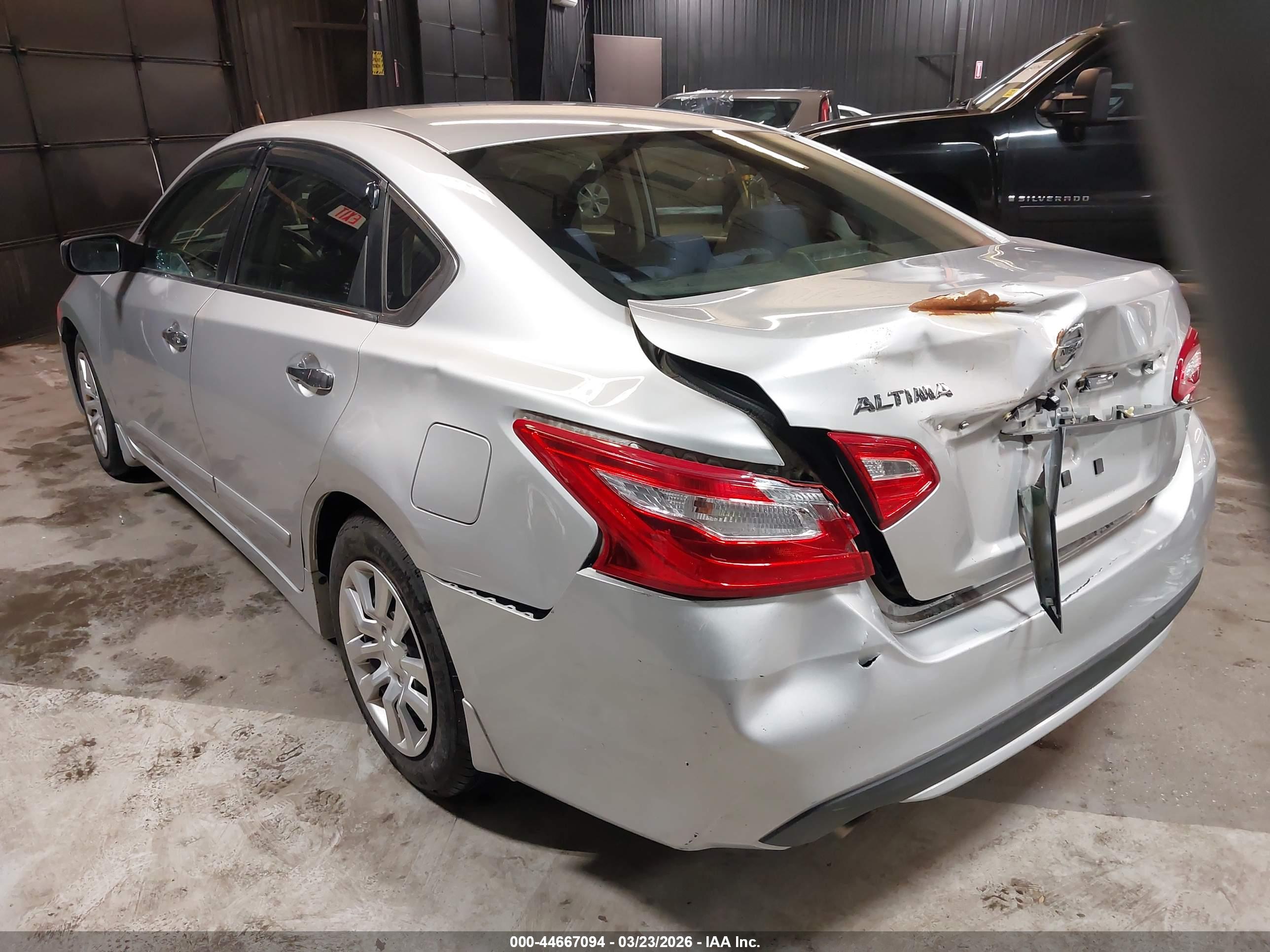 NISSAN ALTIMA image 3