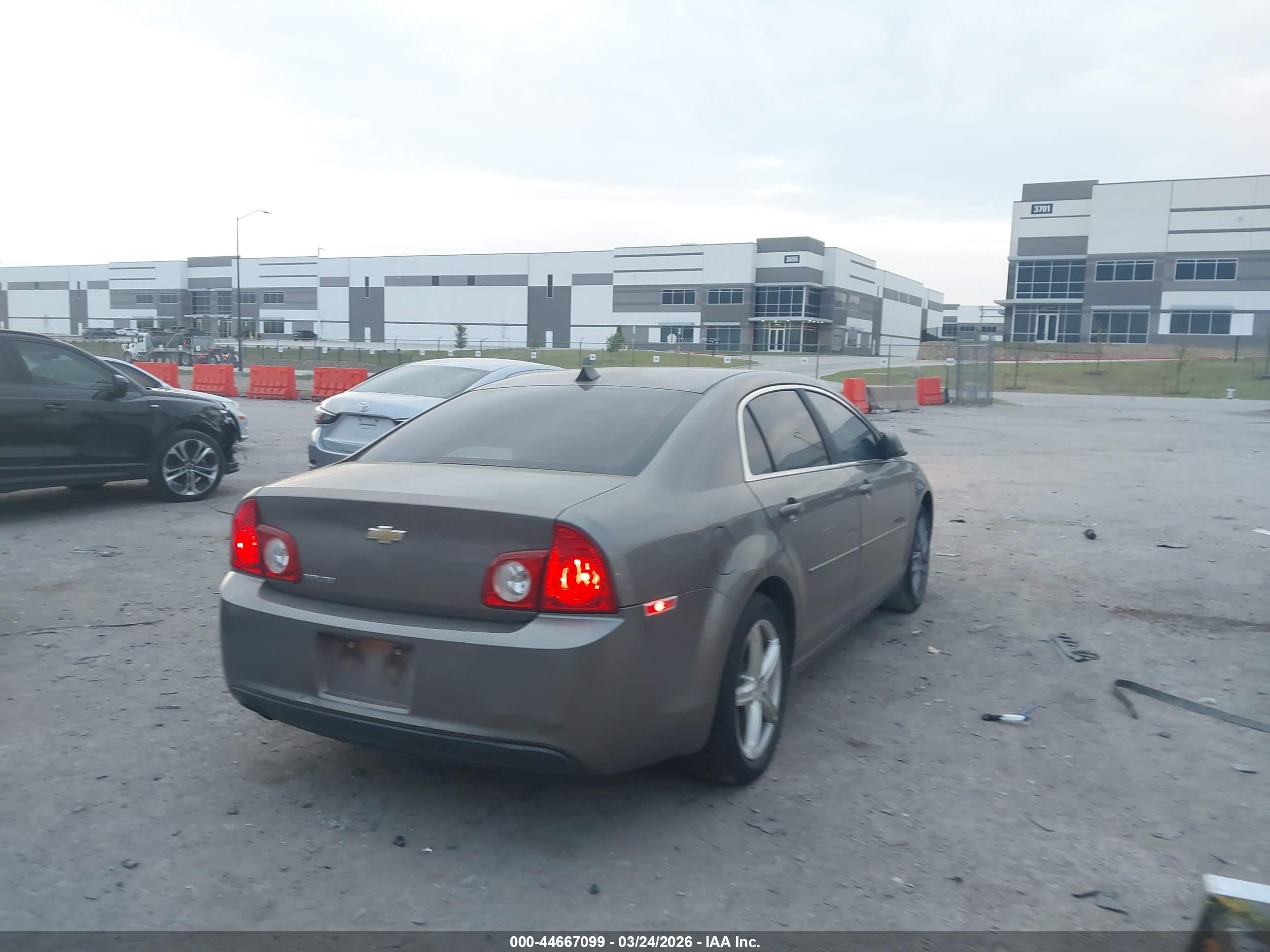 CHEVROLET MALIBU image 4