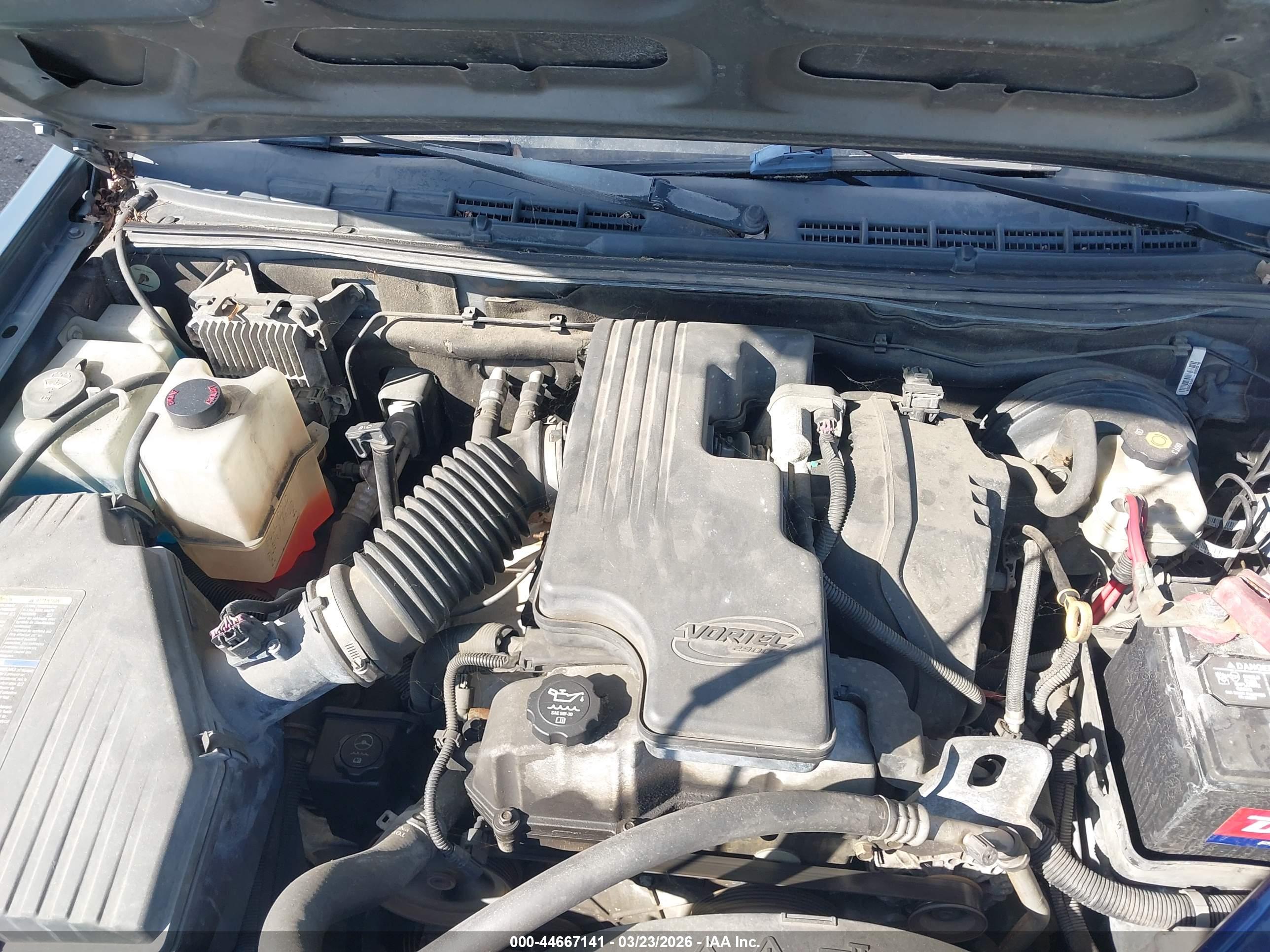 CHEVROLET COLORADO image 10