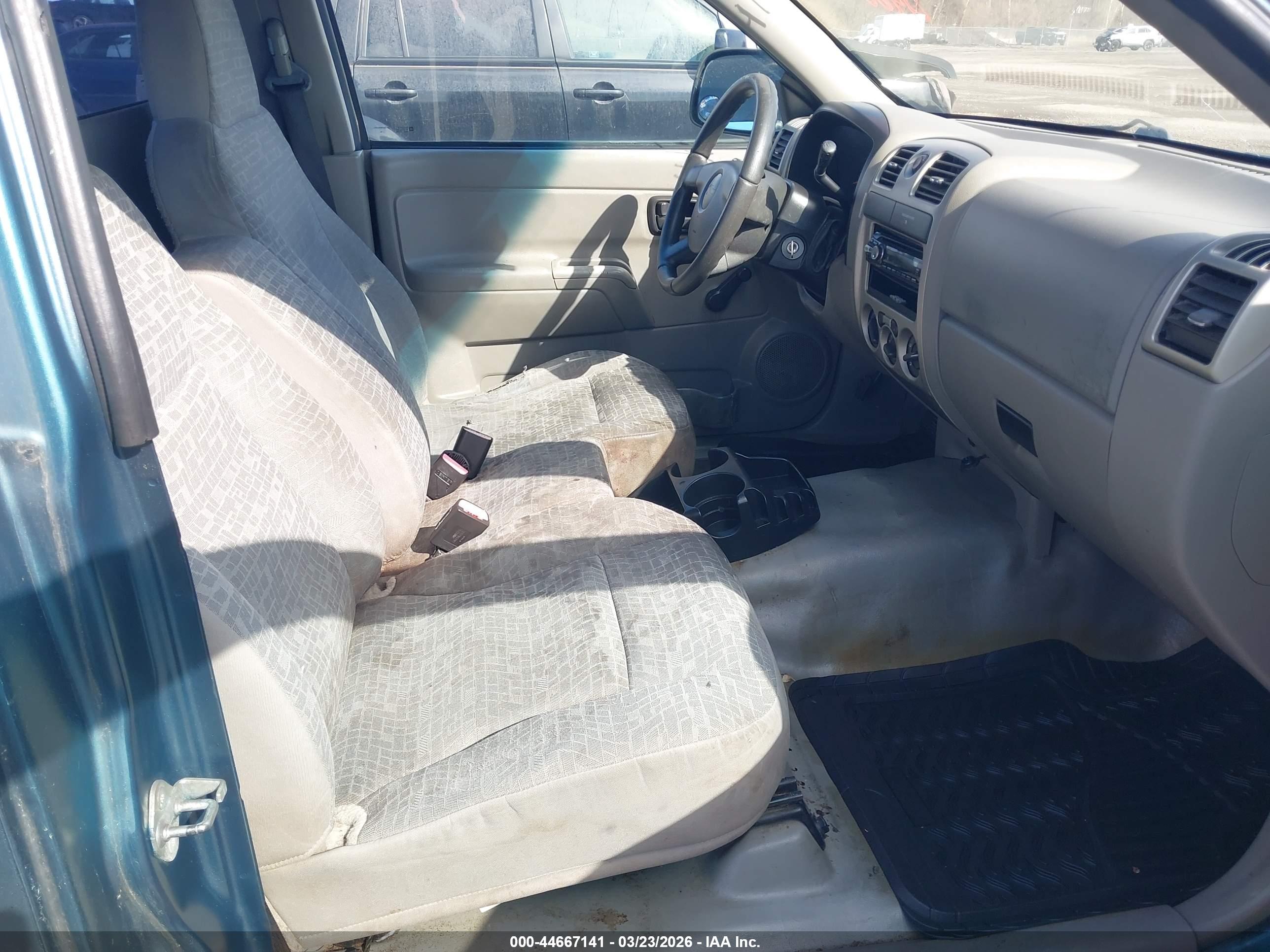 CHEVROLET COLORADO image 5