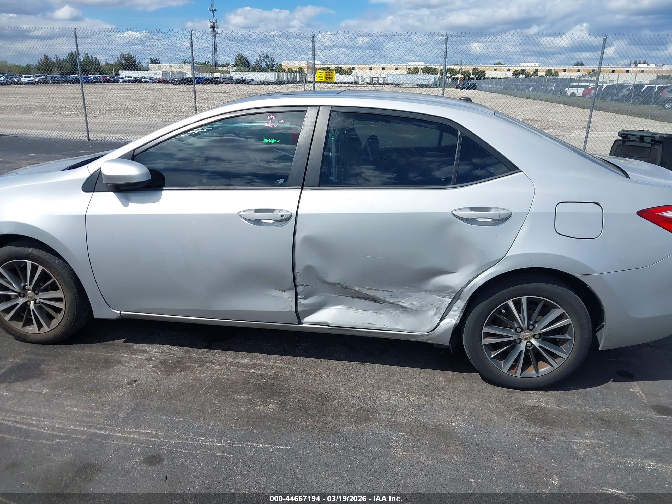 TOYOTA COROLLA image 6