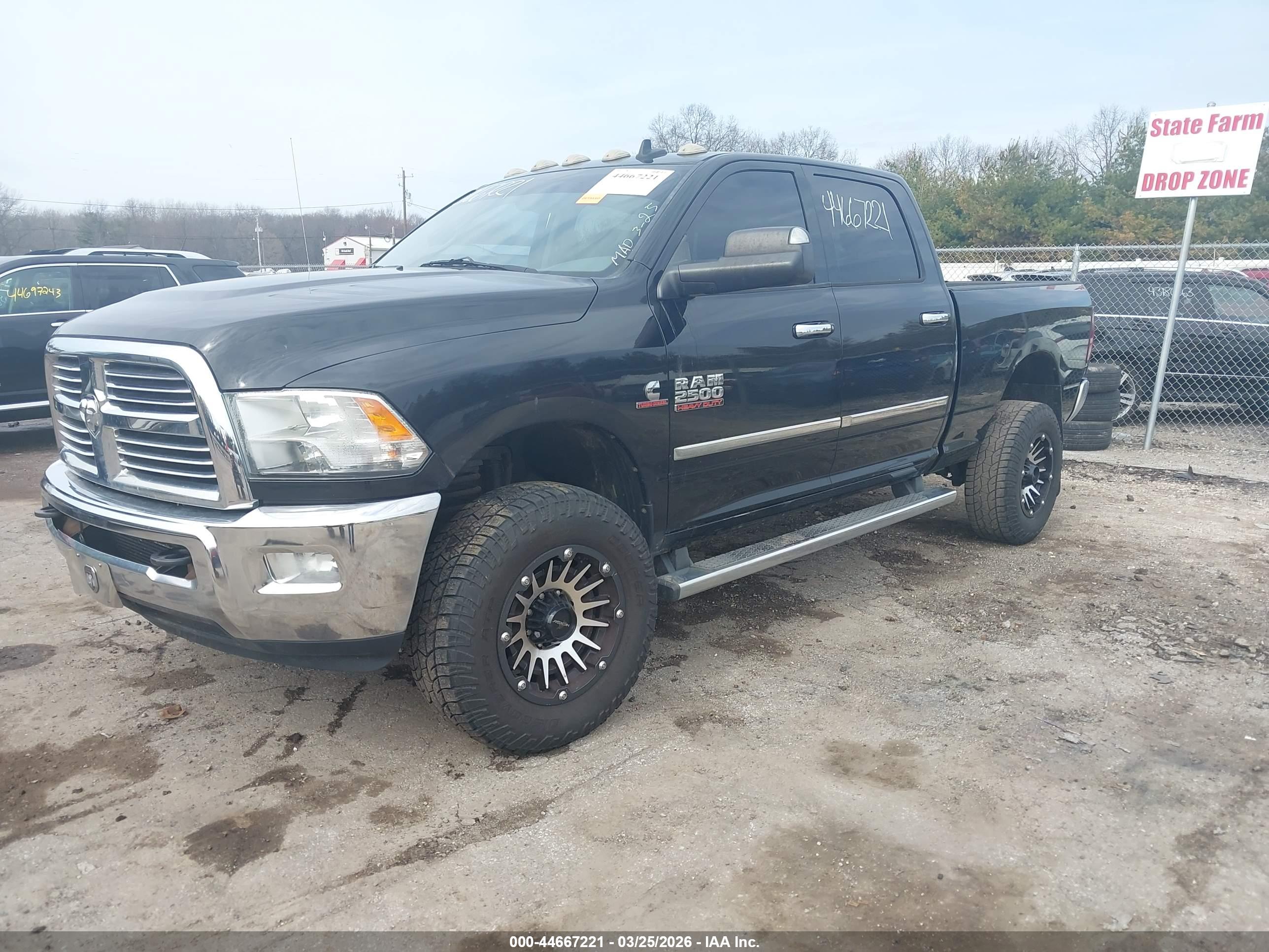 RAM 2500 image 2