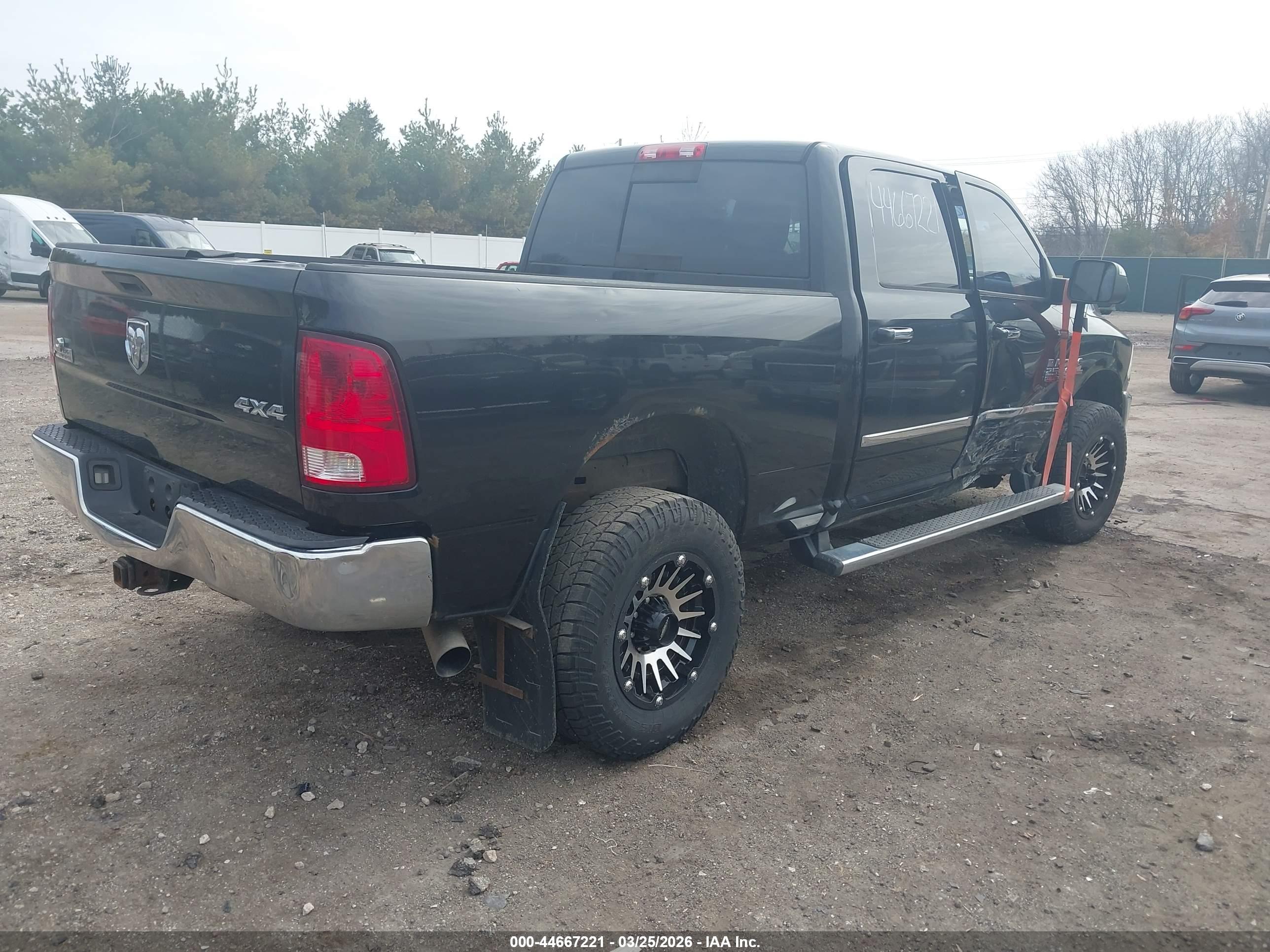 RAM 2500 image 4