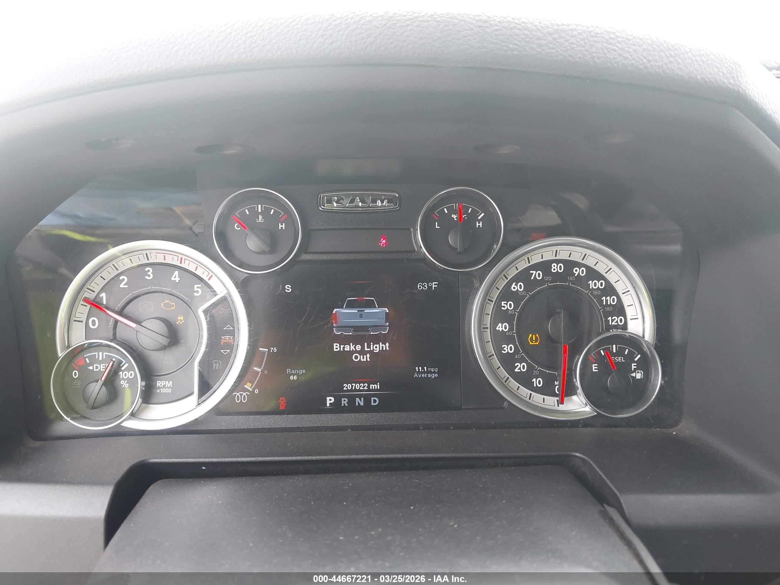 RAM 2500 image 7