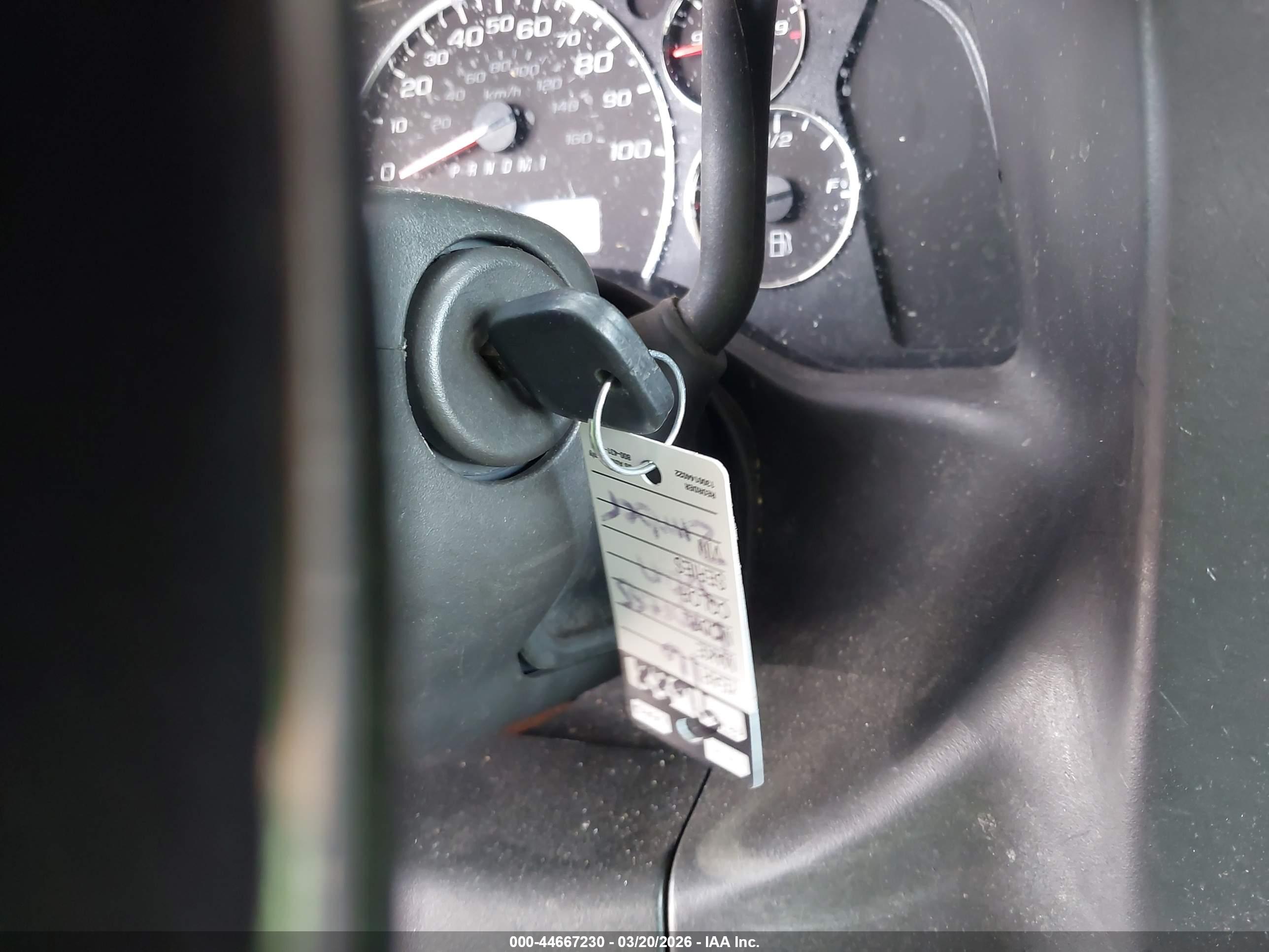 CHEVROLET EXPRESS image 11