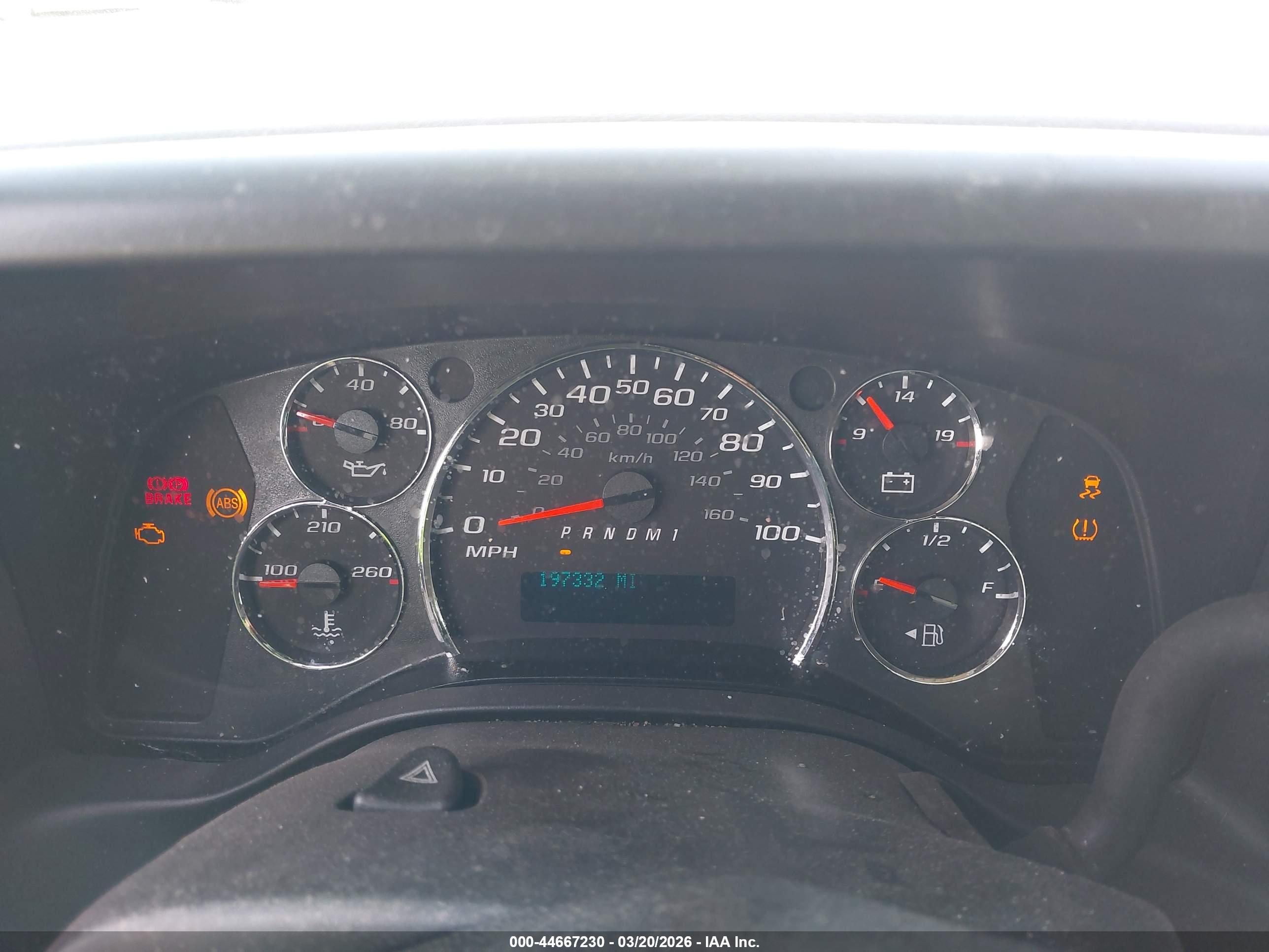 CHEVROLET EXPRESS image 7