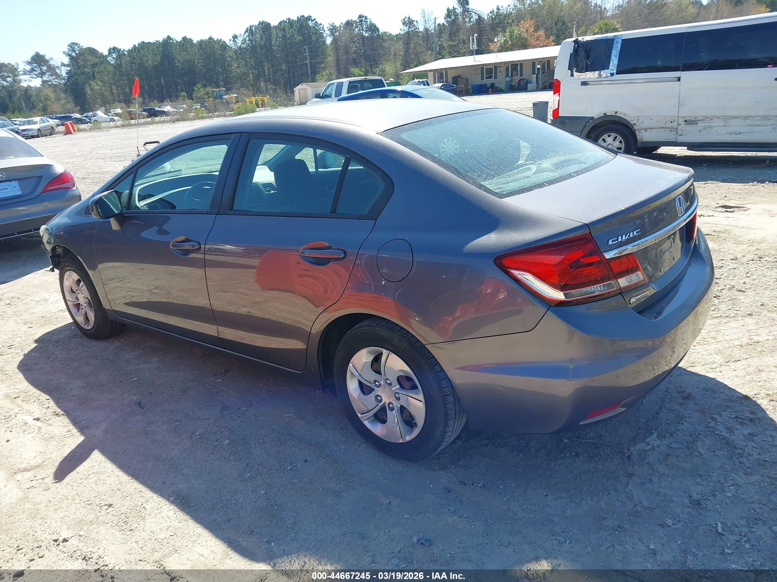 HONDA CIVIC image 3