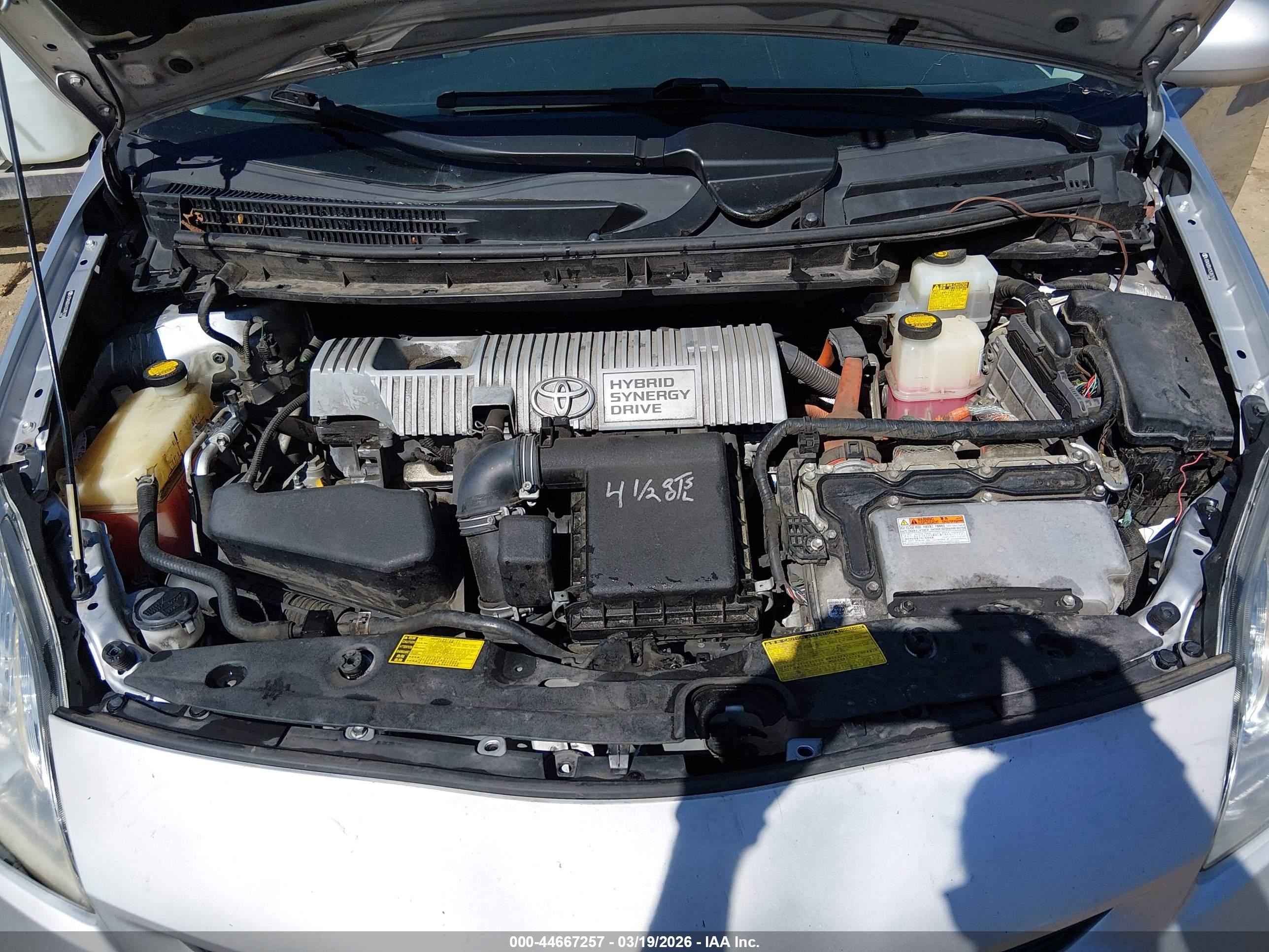 TOYOTA PRIUS image 10