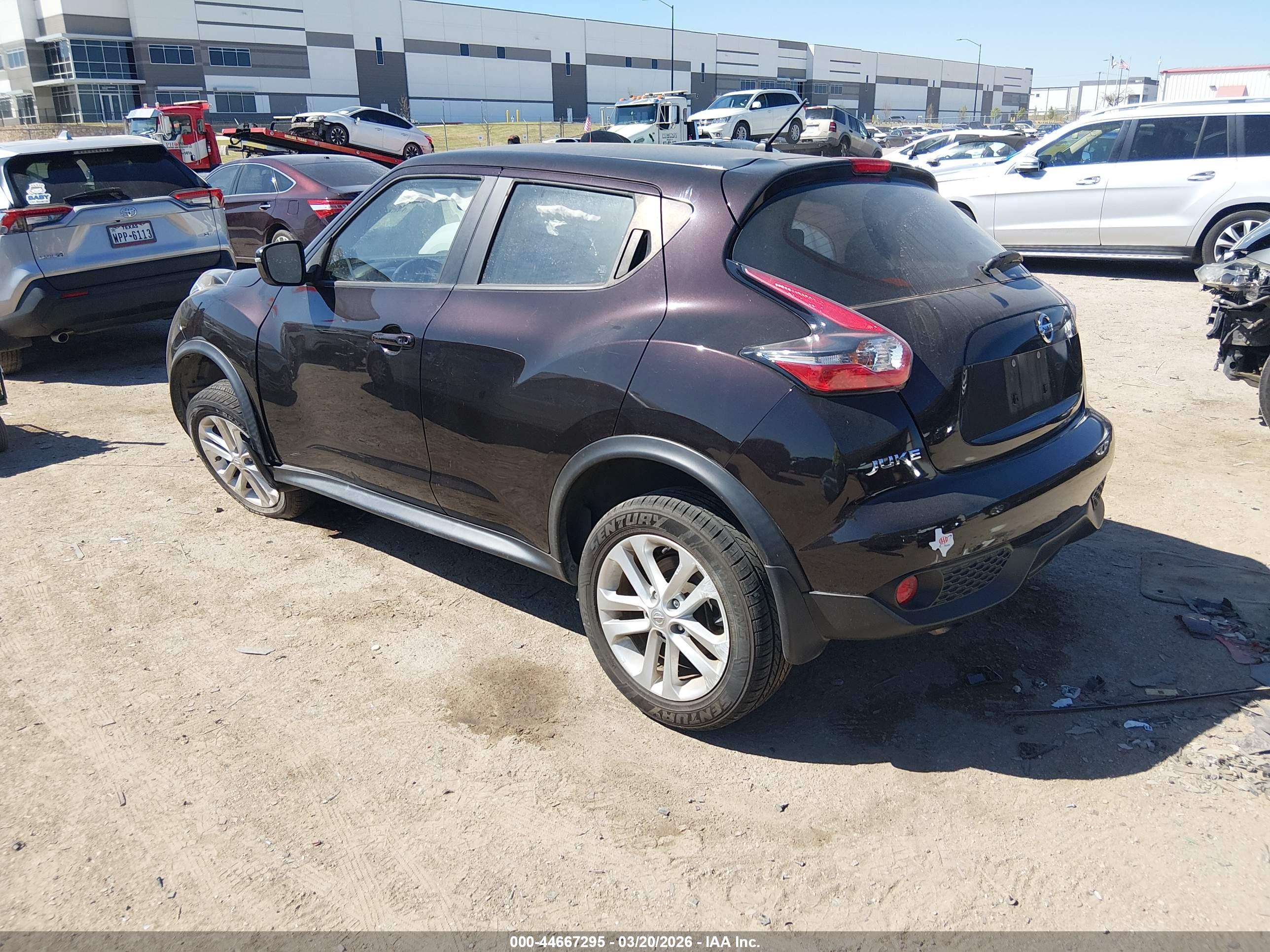 NISSAN JUKE image 3