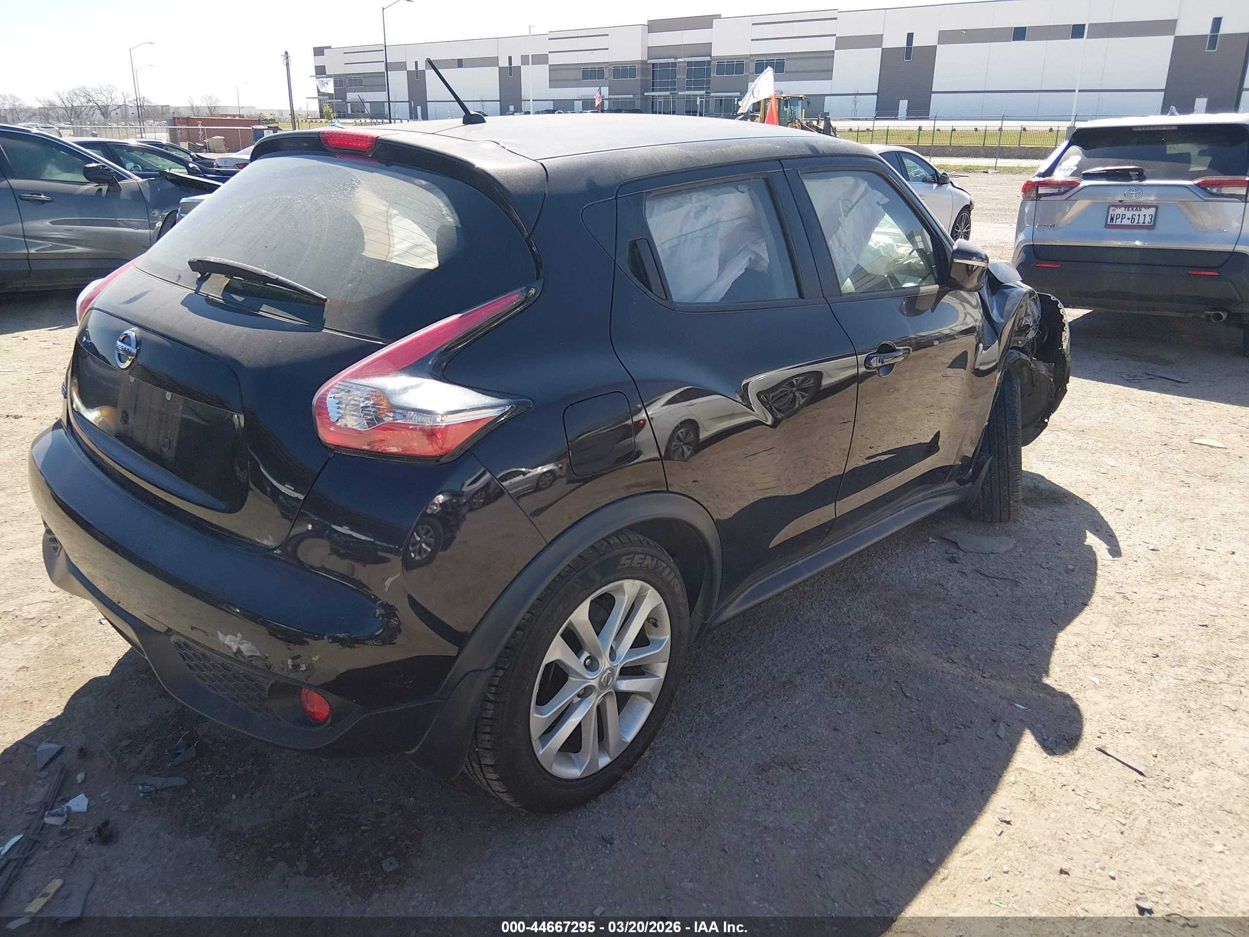 NISSAN JUKE image 4